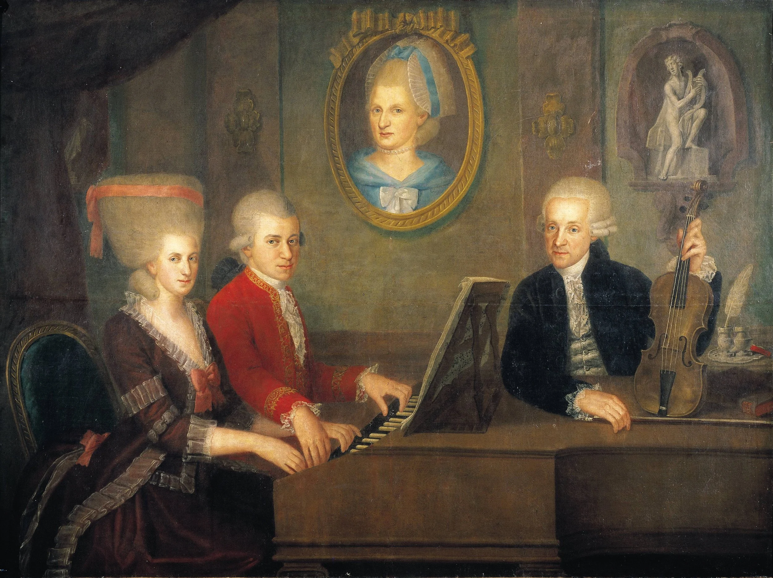 GettyImages-56456268_Mozart Family_sml.jpg