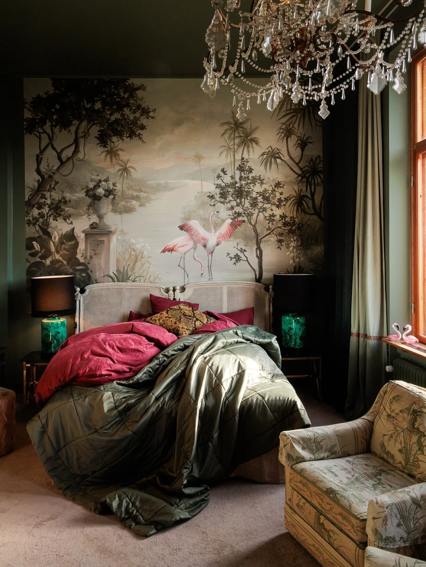 Sova p&aring; H&auml;ckeberga slott!! 
Under v&aring;rt bes&ouml;k p&aring; slottet &ouml;ppnades vissa sovrum upp f&ouml;r att bli portr&auml;tterade och till f&ouml;r oss fotografer att f&aring;nga vinklar i. Och detta rum hade fint solljus in och 