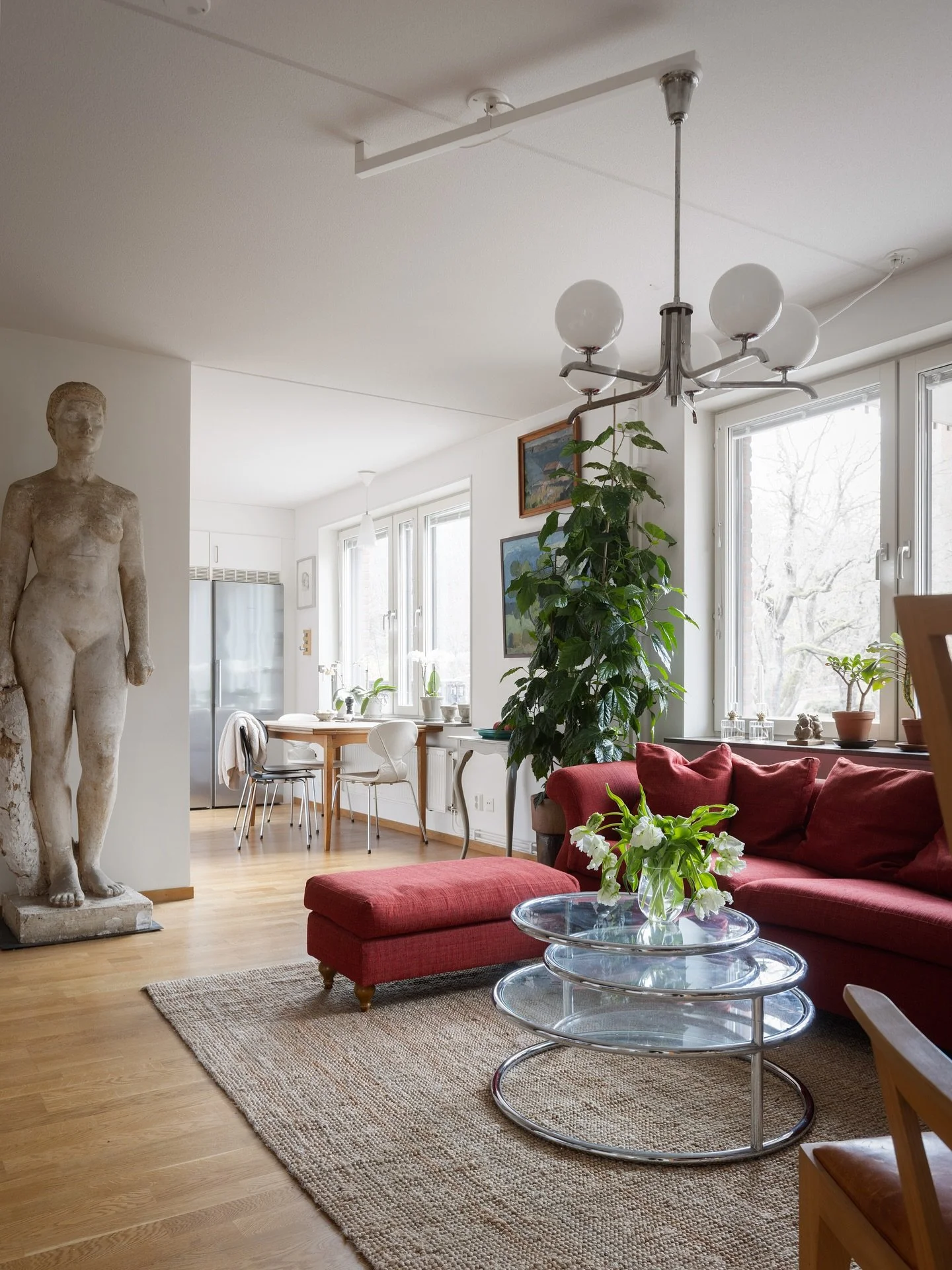 Gr&ouml;ndal &auml;r verkligen gr&ouml;nt 🍀
Jag pl&aring;tade skymning i denna bostad i augusti, och nu var s&auml;ljarna redo att pl&aring;ta inv&auml;ndigt.
Det &auml;r mycket att titta p&aring; och jag f&aring;r verkligen f&ouml;rs&ouml;ka pl&ari