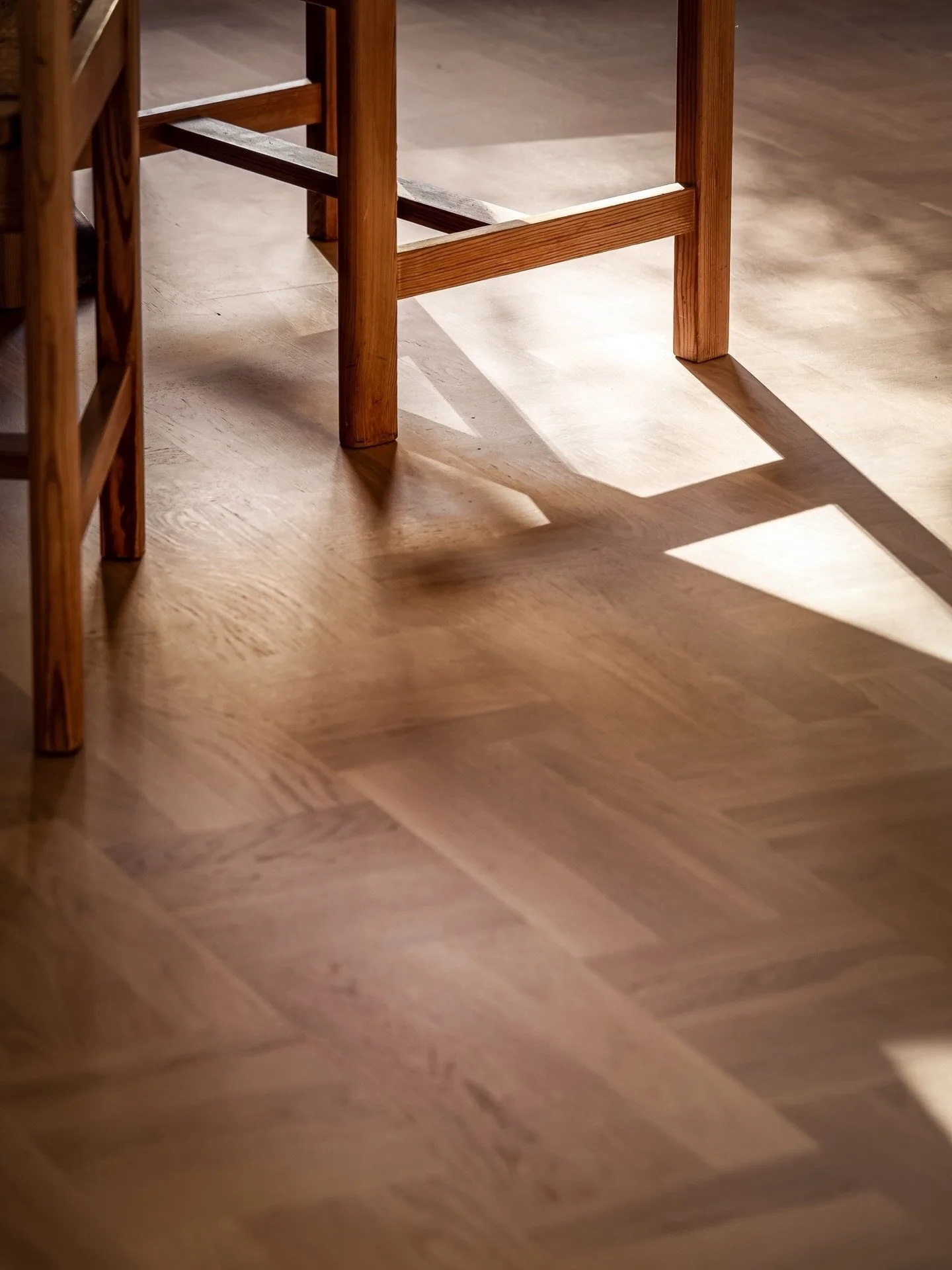 K&Ouml;KET!
Det &auml;r hemmets hj&auml;rta i m&aring;nga hem och bost&auml;der d&auml;r jag fotograferar.
T&auml;nk att f&aring; vara den som f&aring;r komma hem till folks hem, d&aring; det &auml;r som allra finast, omv&aring;rdat och fixat.
Och f&