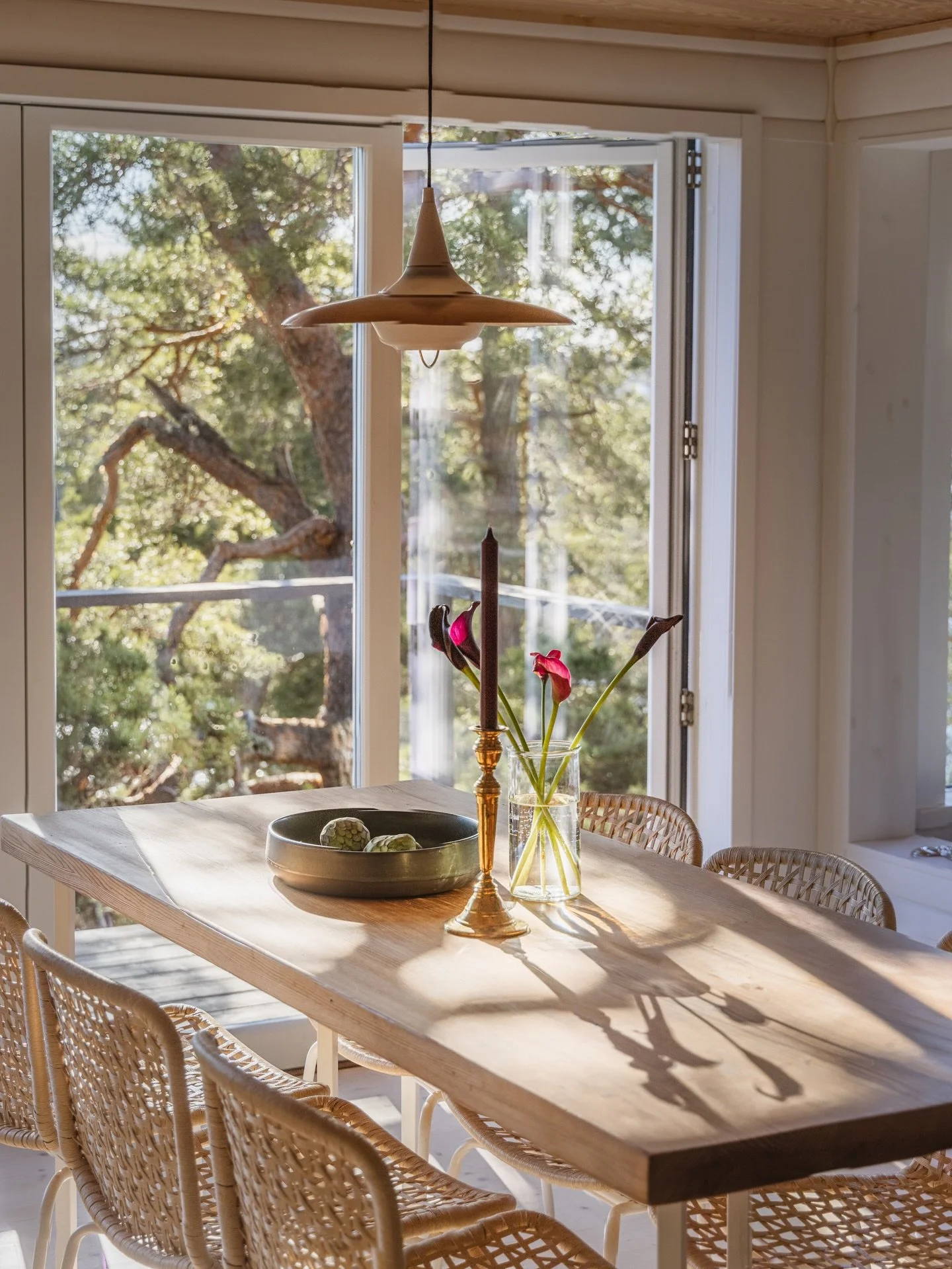 Workshop!!
Jag och min fotokollega Einar h&ouml;ll v&aring;r 6e workshop f&ouml;r fotografer i helgen. P&aring; Tor&ouml; utanf&ouml;r Stockholm. V&aring;ren &auml;r f&ouml;r workshop p&aring; Tor&ouml; och h&ouml;sten &auml;r f&ouml;r workshop i Vem