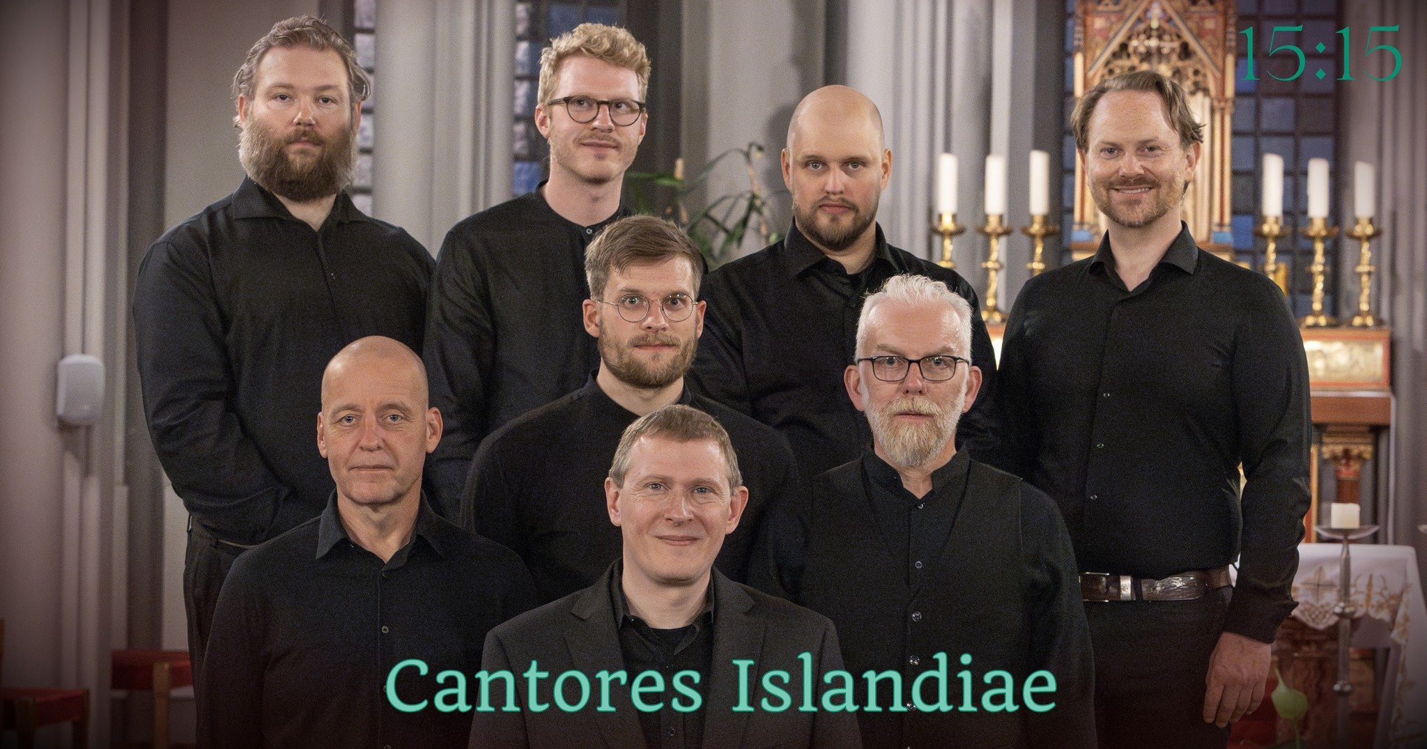 Cantores Islandiae flytja &aacute;samt hlj&oacute;&eth;f&aelig;raleikurum brot &uacute;r &THORN;orl&aacute;kst&iacute;&eth;um, &iacute;slenskum t&iacute;&eth;as&ouml;ng til hei&eth;urs &THORN;orl&aacute;ki helga Sk&aacute;lholtsbiskupi, og fj&ouml;lb