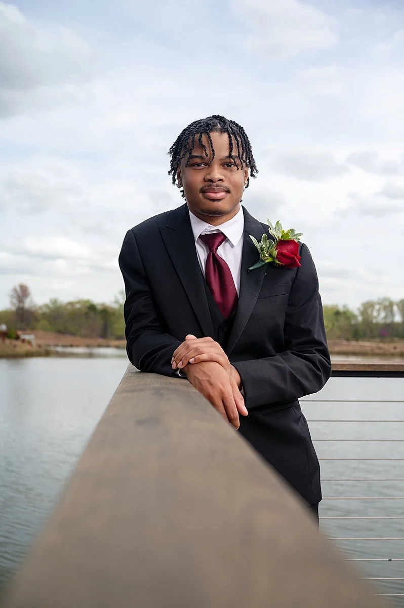 2025 Omari Flming Prom Portraits-17_WEB.jpg