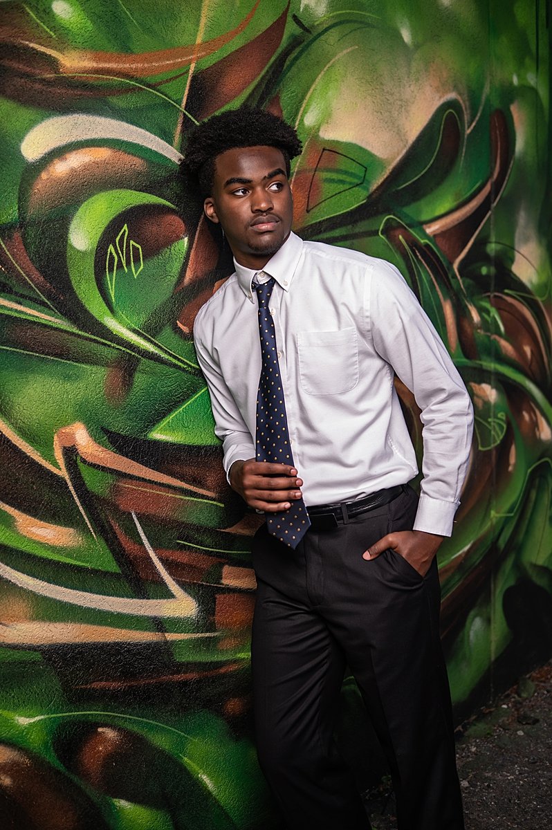 2025 Elijah Brown Senior Portraits-39_WEB.jpg