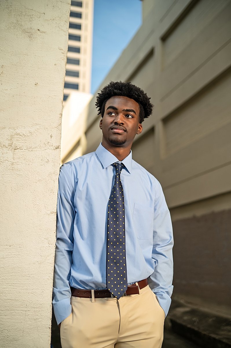 2025 Elijah Brown Senior Portraits-30_WEB.jpg