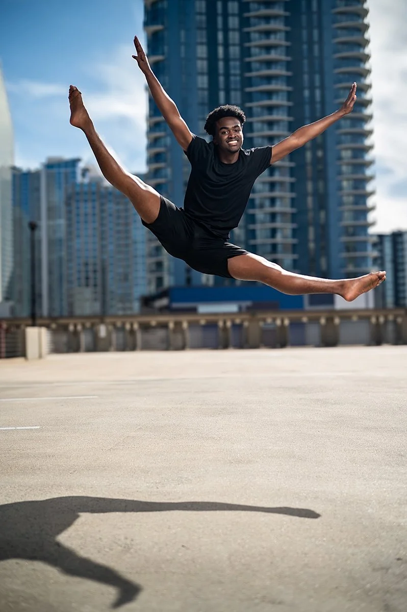 2025 Elijah Brown Senior Portraits-42_WEB.jpg