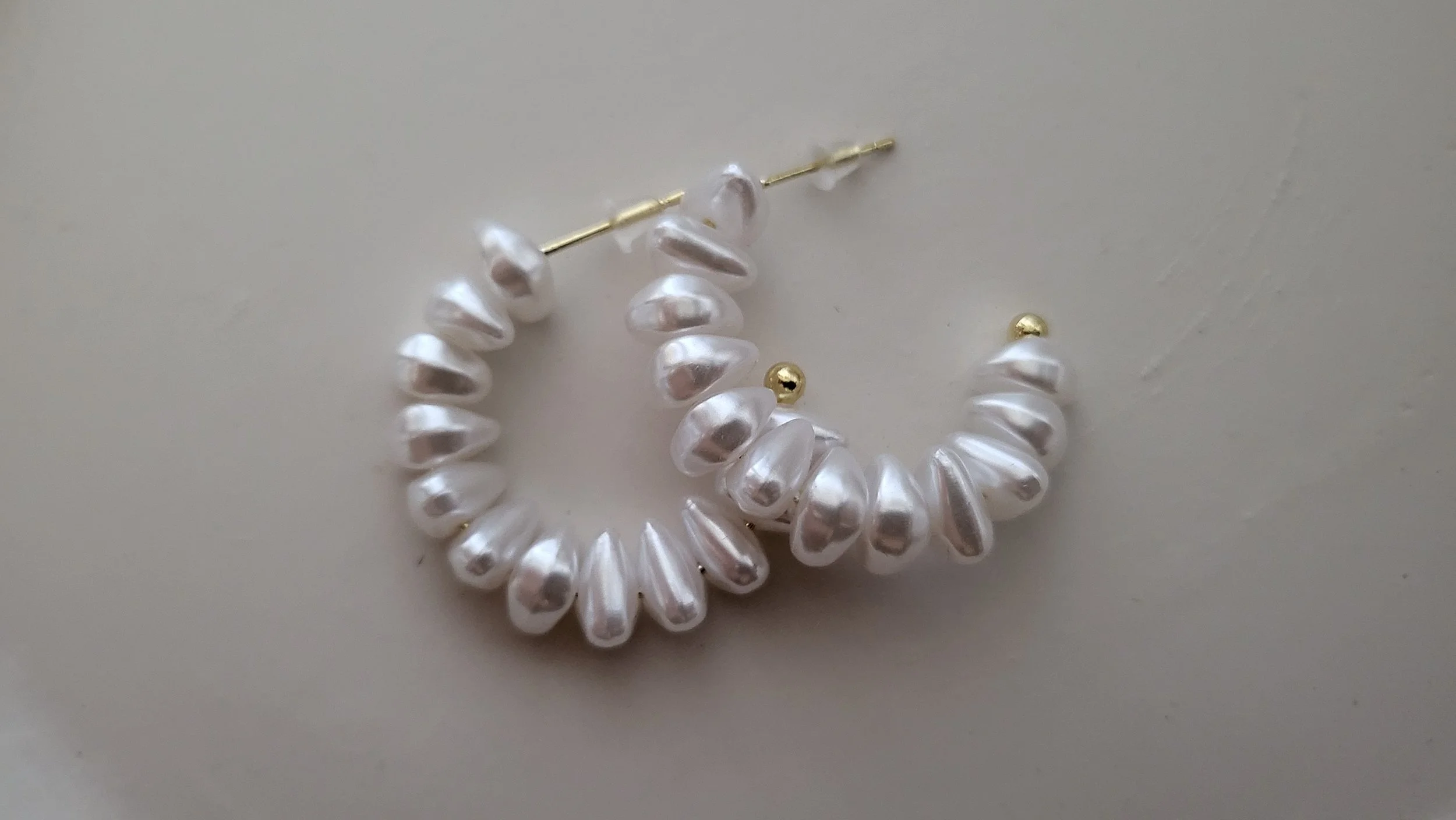 The Shinju Hoop Earrings