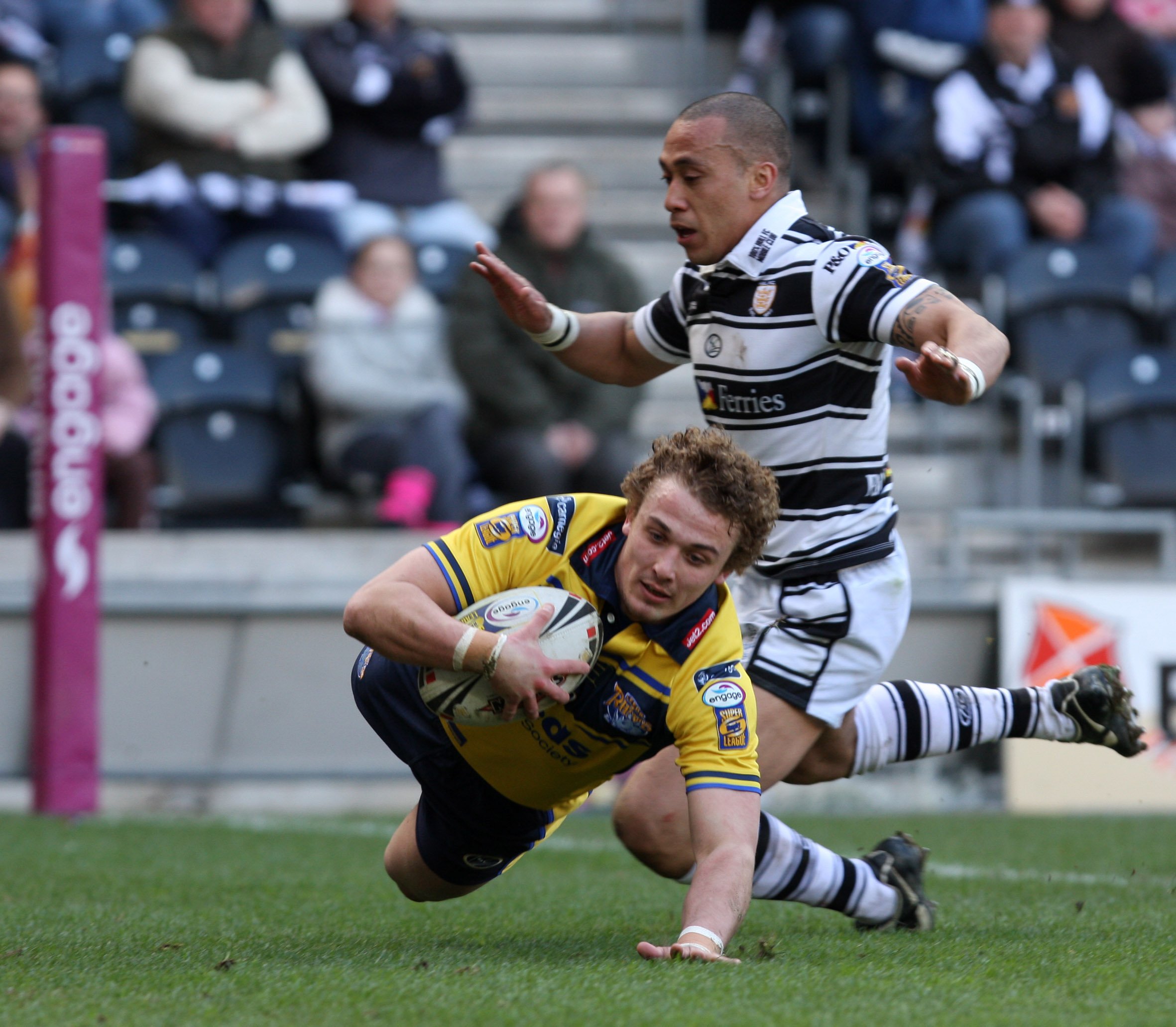 AVPA-3-HULL-V-LEEDS.jpg