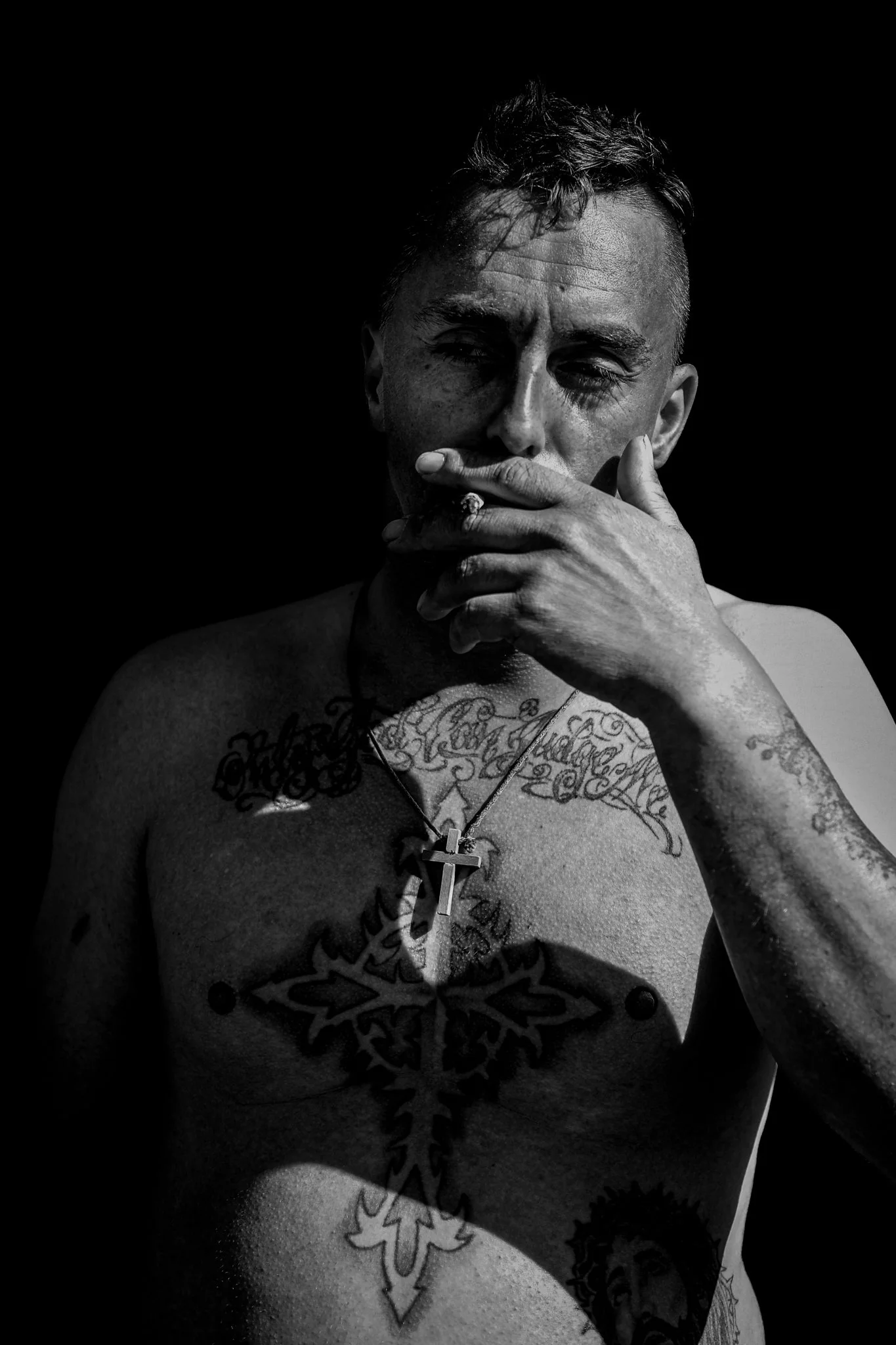 roken verslaving zwart wit portret