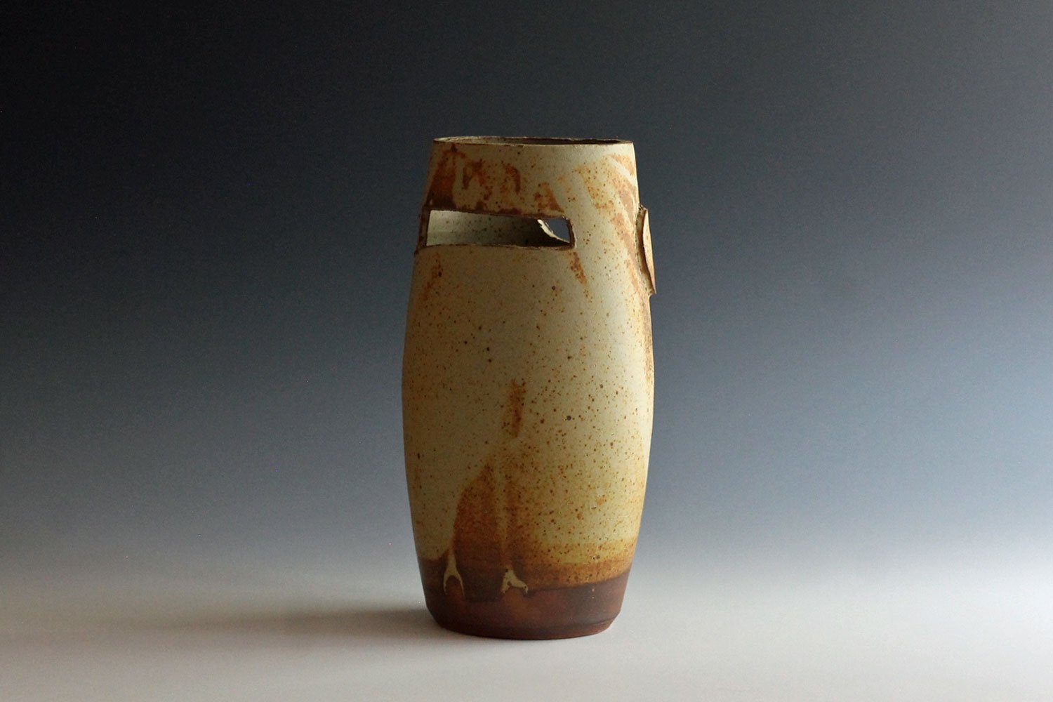 02-vase-9-2026-3.jpg