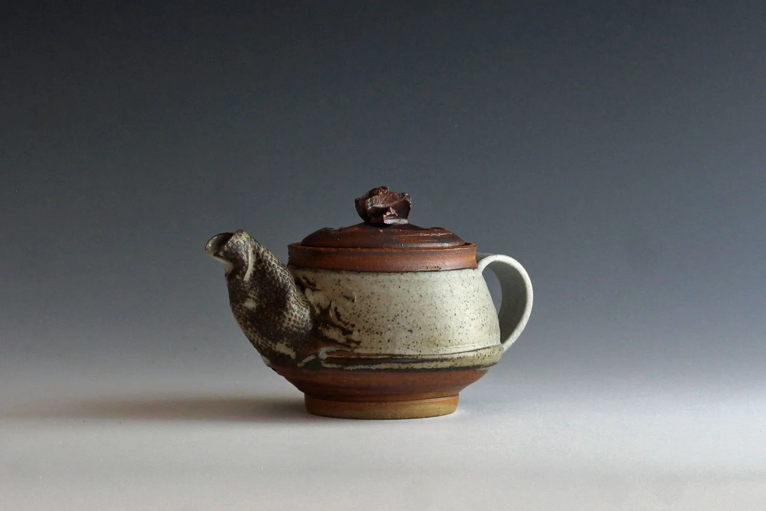 06-teapot-5-2026-1.jpg