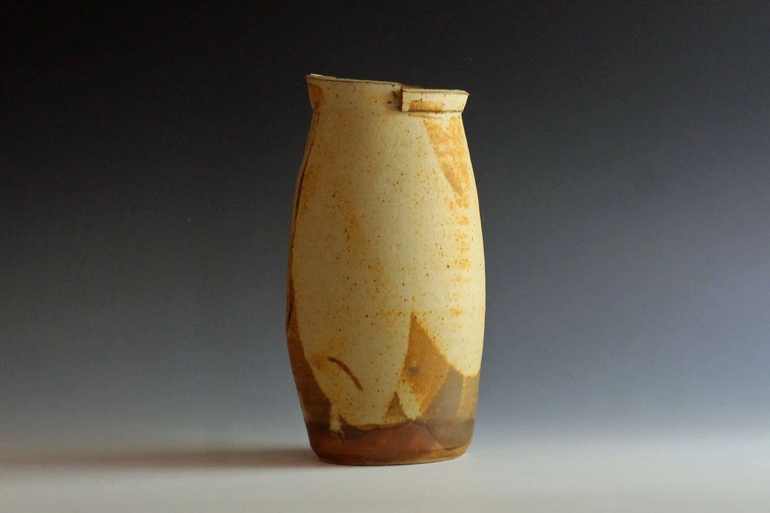 20-vase-07-2026-3.jpg