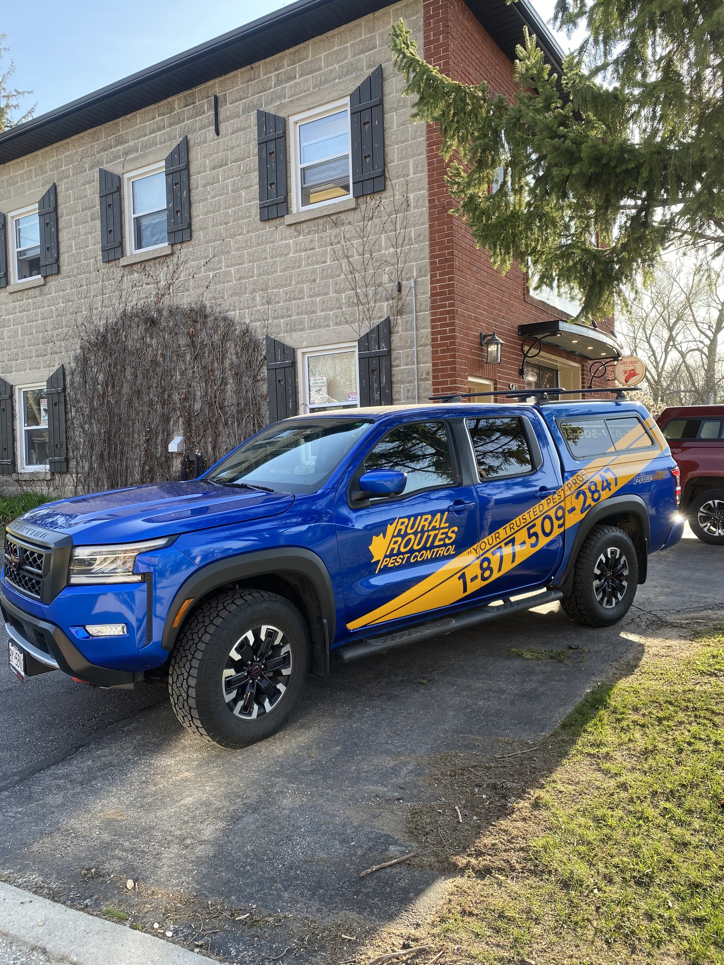 Rural Routes Pest Control partial wrapped vehicle - Signupsigns - Neustadt.