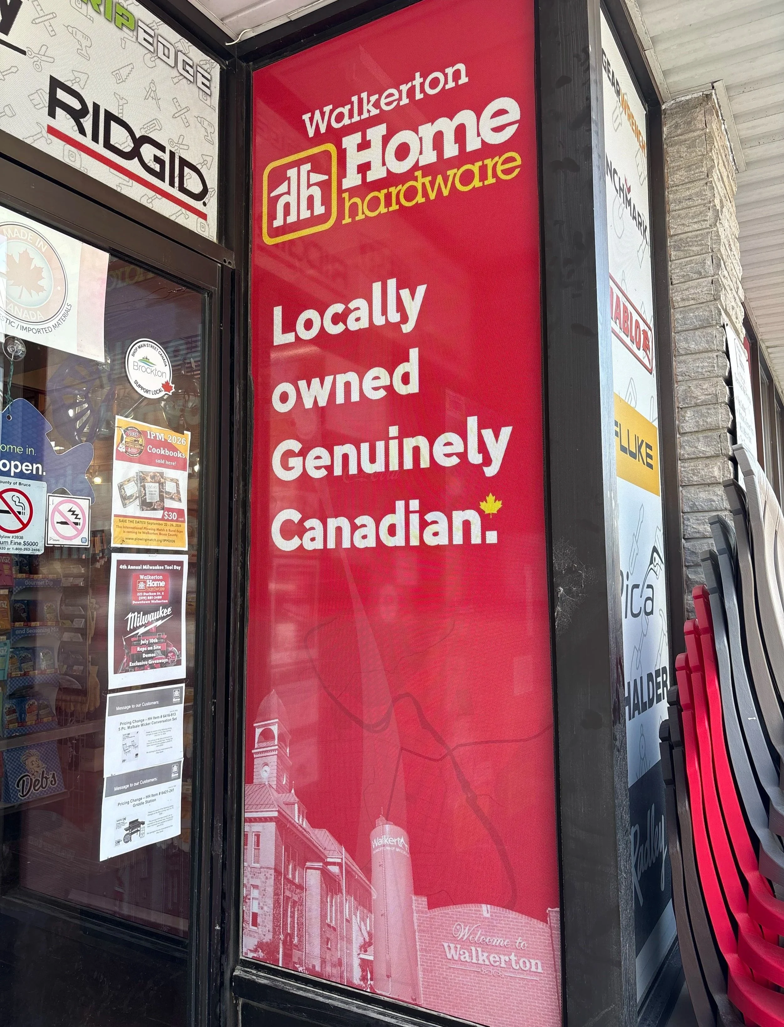 Walkerton Home Hardware perforated film window - Signupsigns - Neustadt.