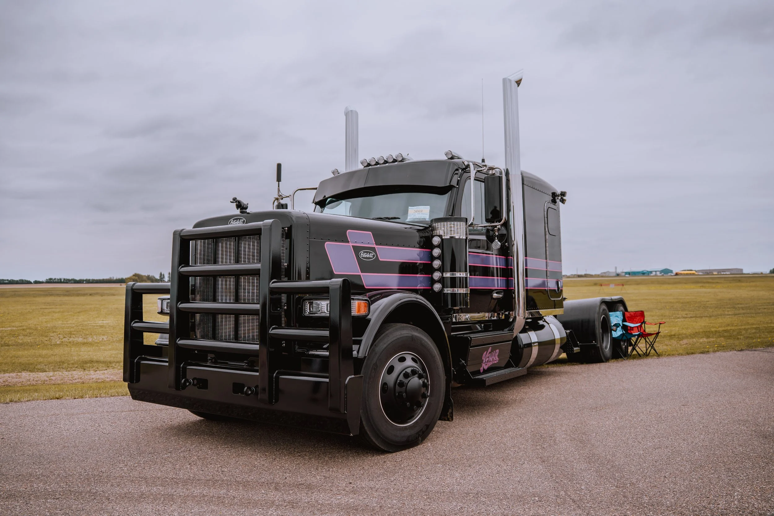 WINGS & WHEELS CLASSIC 2026 - LLOYDMINSTER PAINT & SUPPLIES 
IMAGES TAKEN BY RAZ CREATIVE