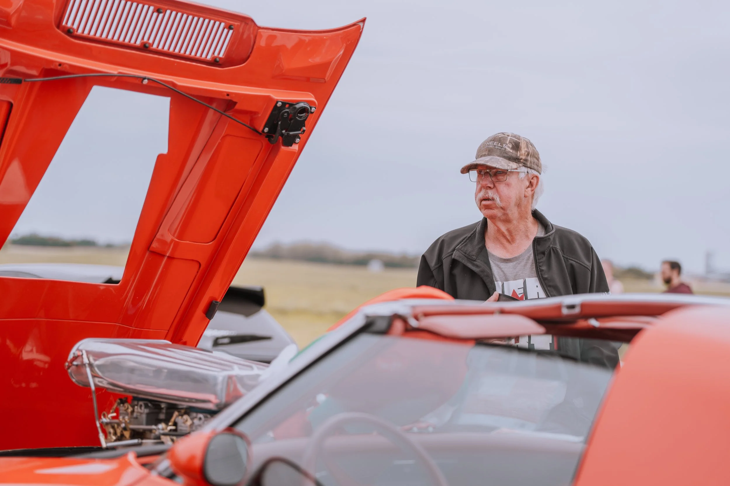 WINGS & WHEELS CLASSIC 2026 - LLOYDMINSTER PAINT & SUPPLIES 
IMAGES TAKEN BY RAZ CREATIVE