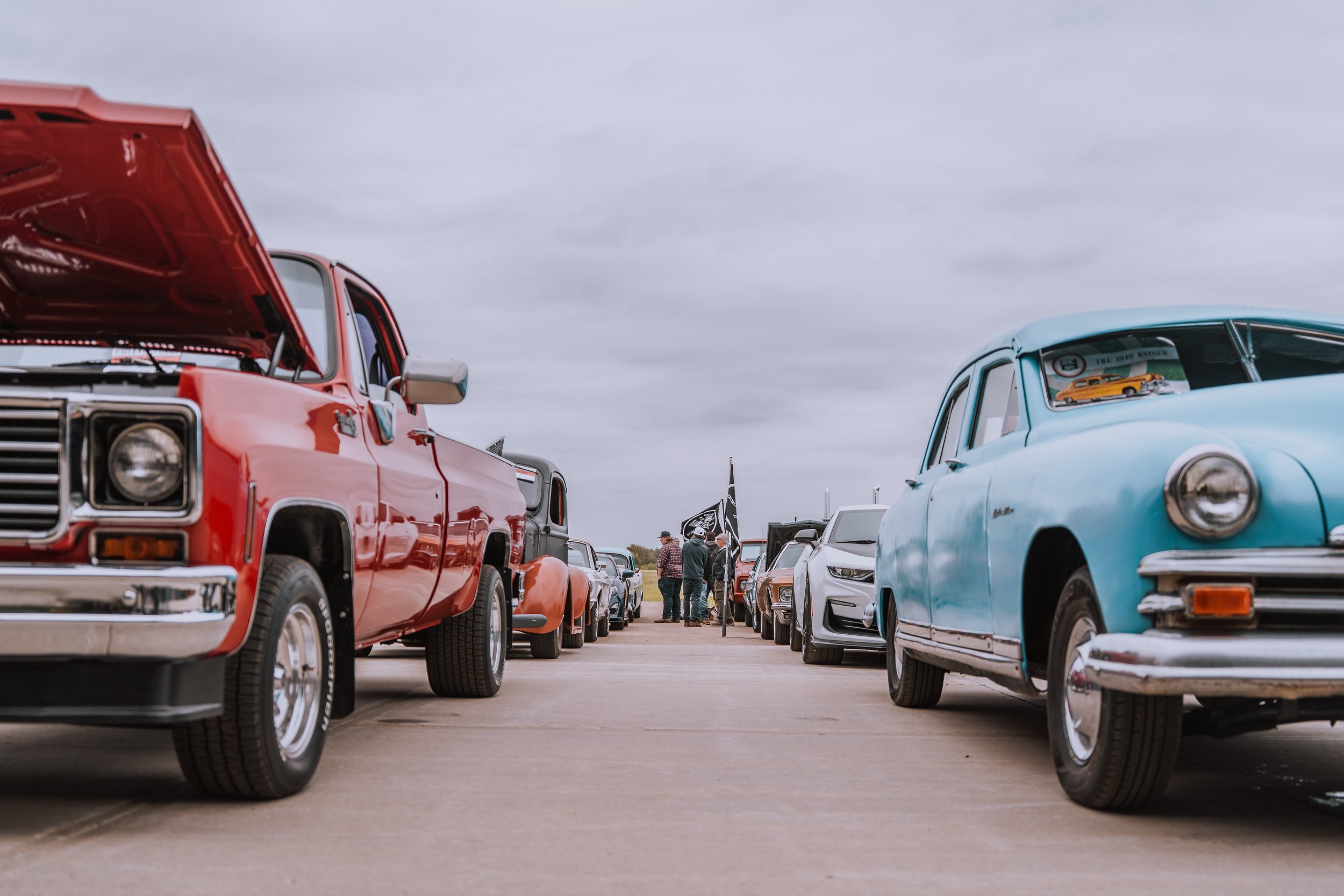 WINGS & WHEELS CLASSIC 2026 - LLOYDMINSTER PAINT & SUPPLIES 
IMAGES TAKEN BY RAZ CREATIVE