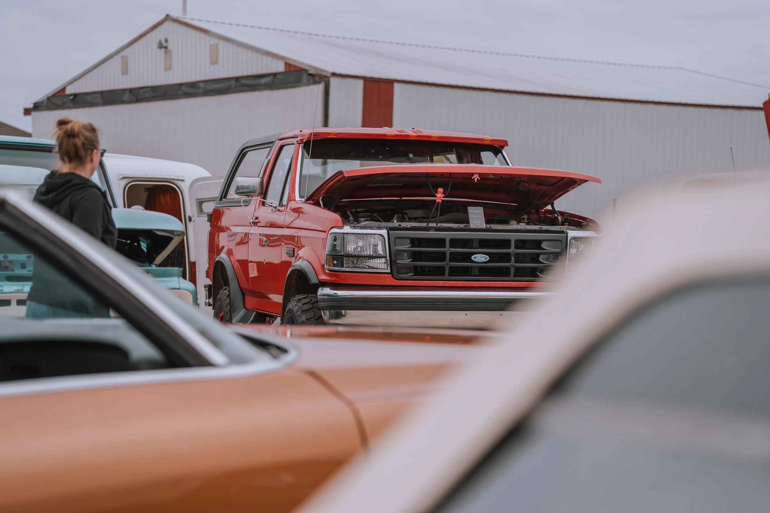 WINGS & WHEELS CLASSIC 2026 - LLOYDMINSTER PAINT & SUPPLIES 
IMAGES TAKEN BY RAZ CREATIVE