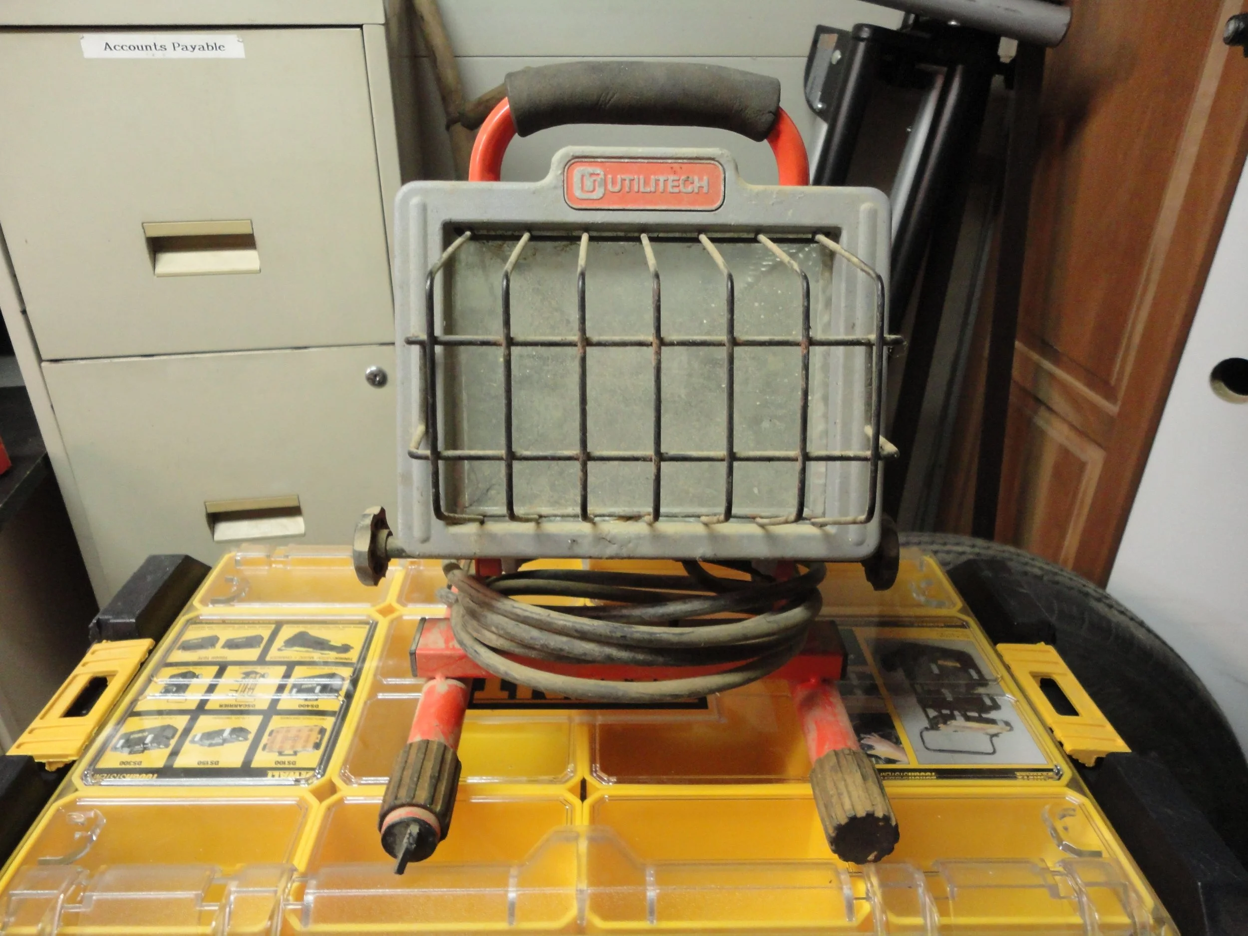 auction photos 008.JPG