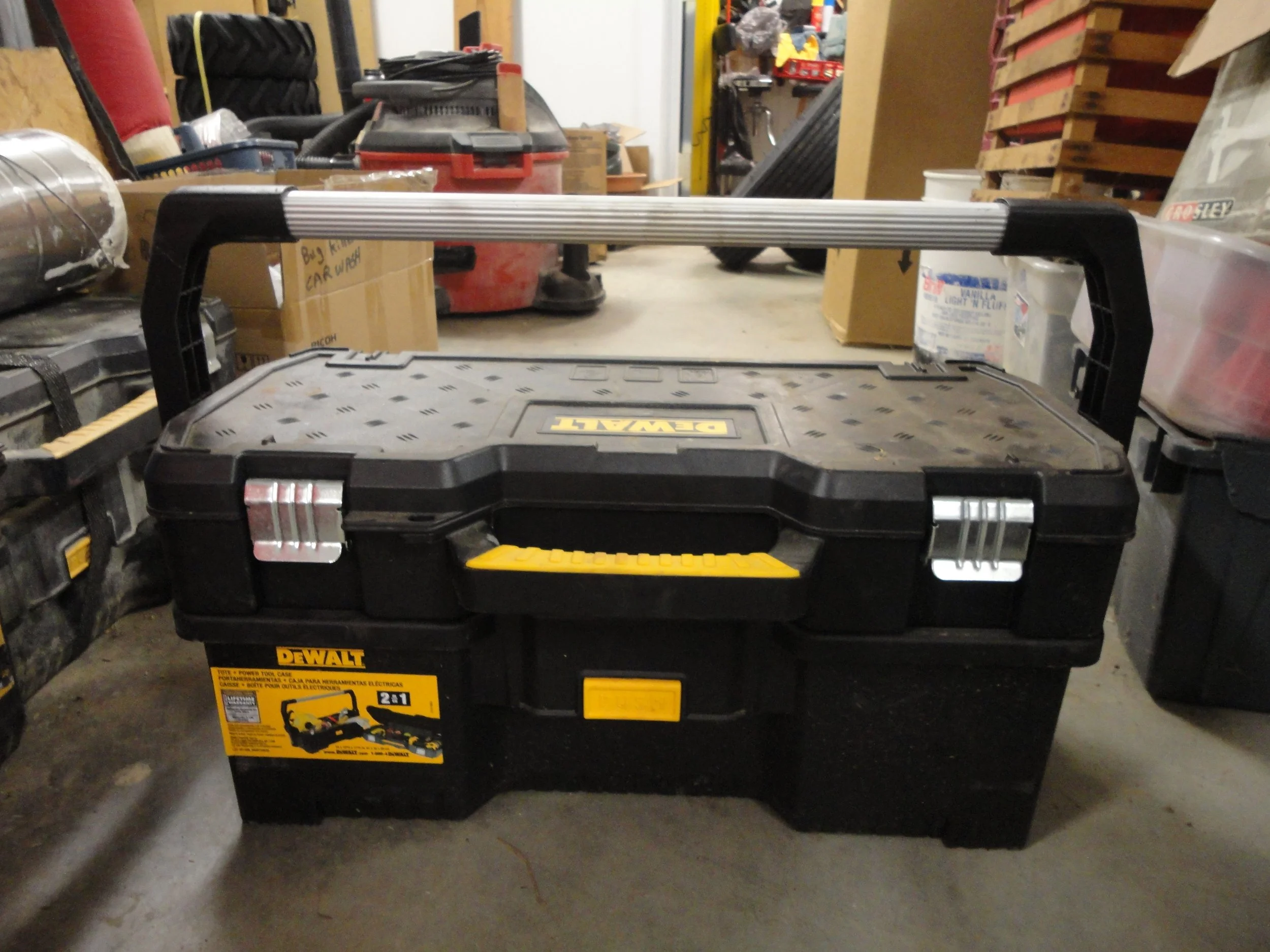 auction photos 010.JPG