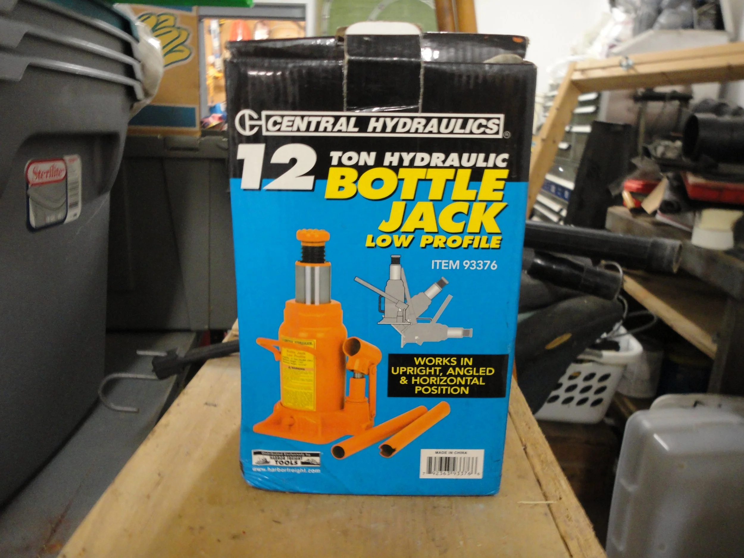 auction photos 011.JPG