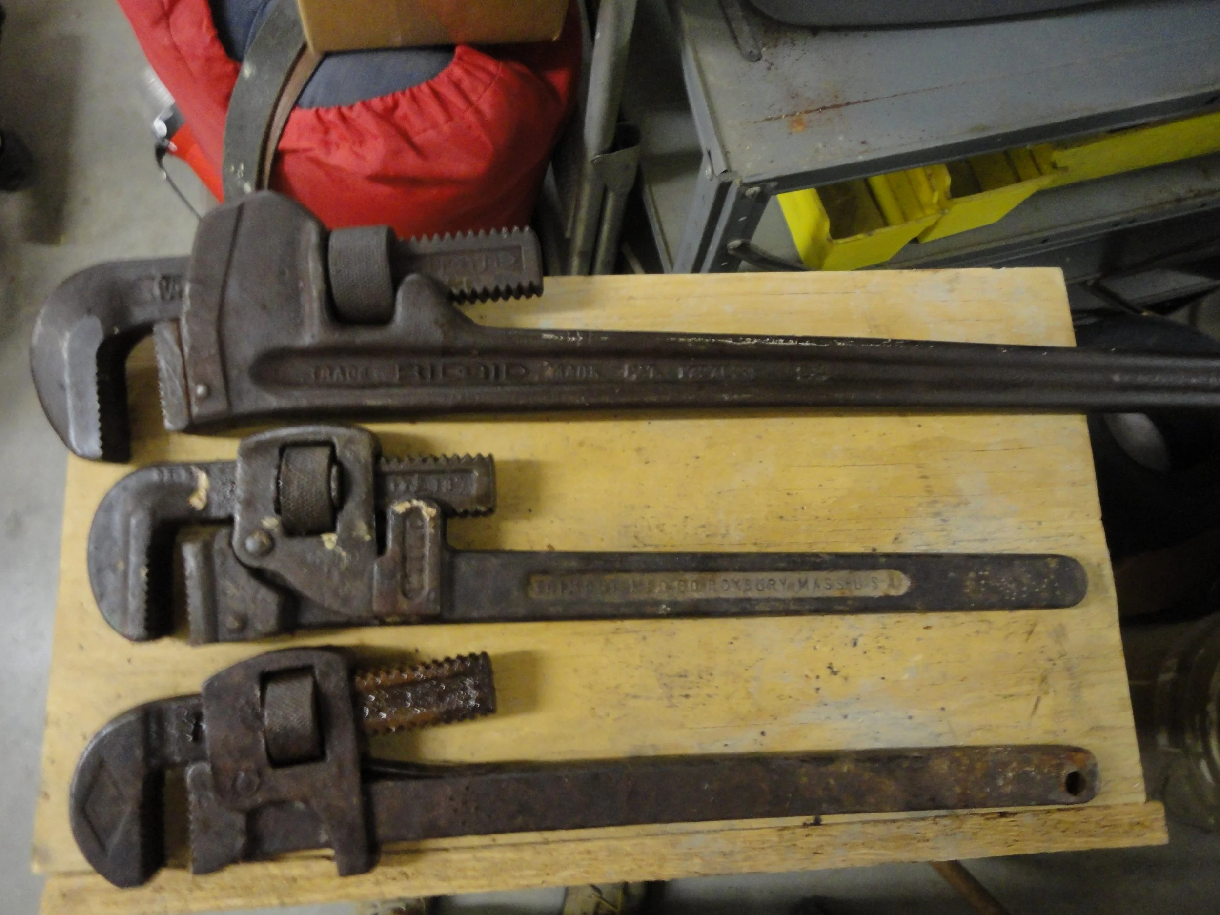 auction photos 012.JPG