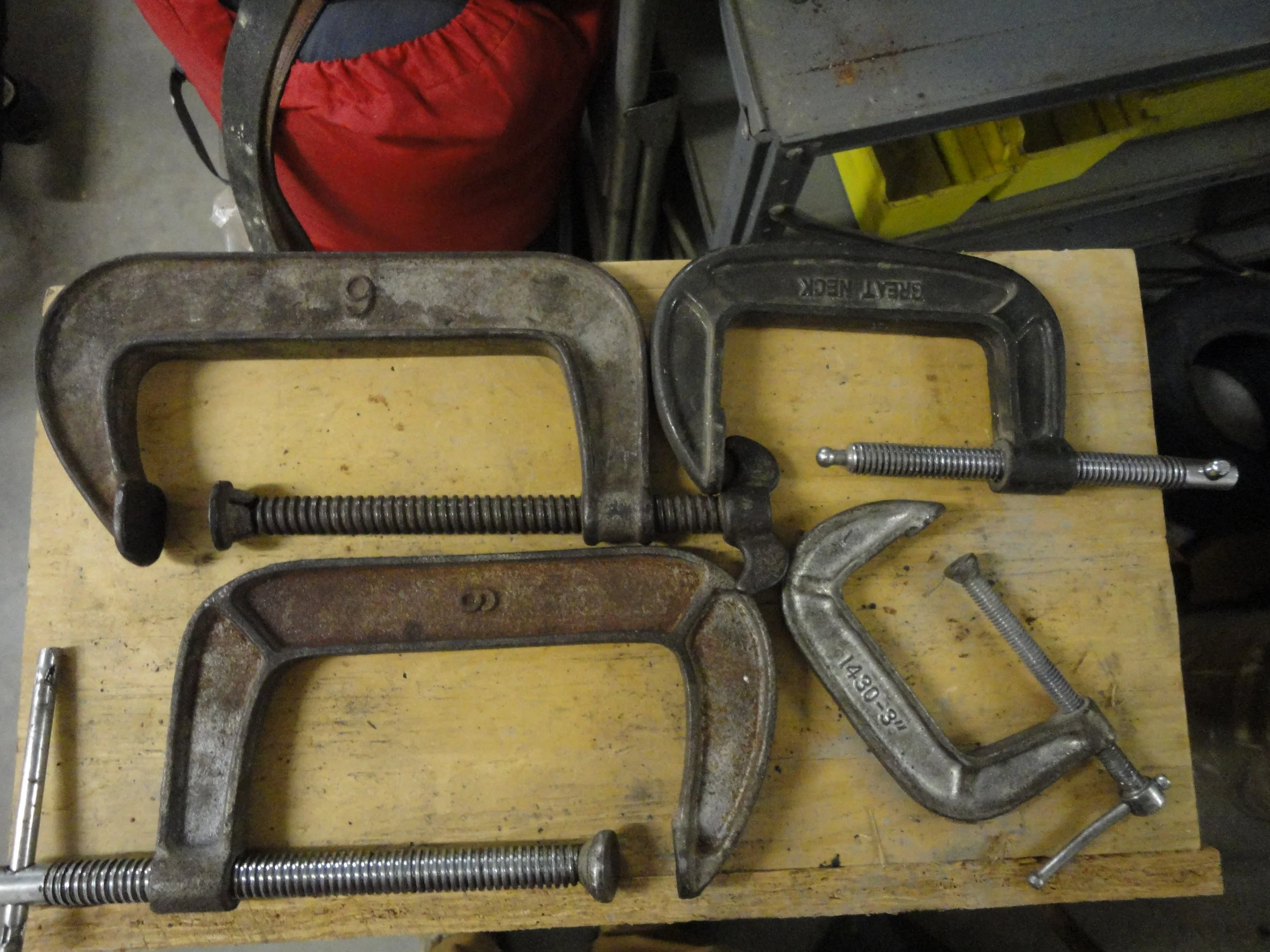 auction photos 013.JPG