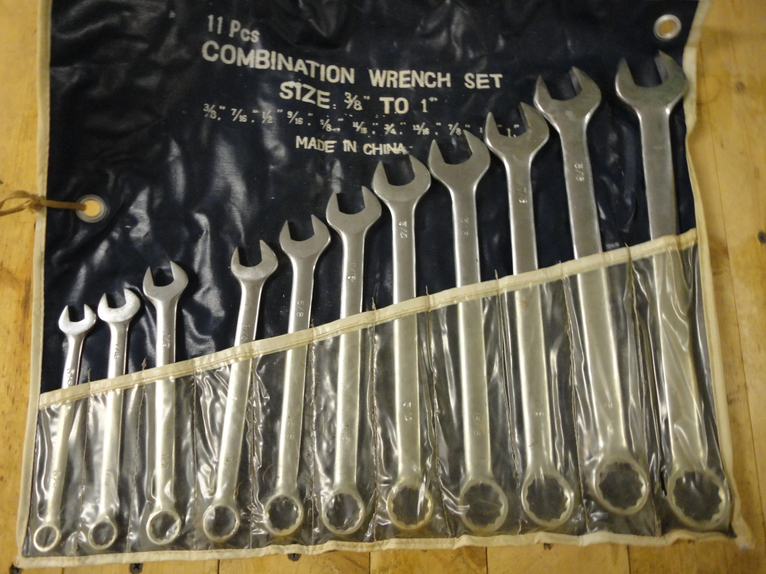 auction photos 016.JPG