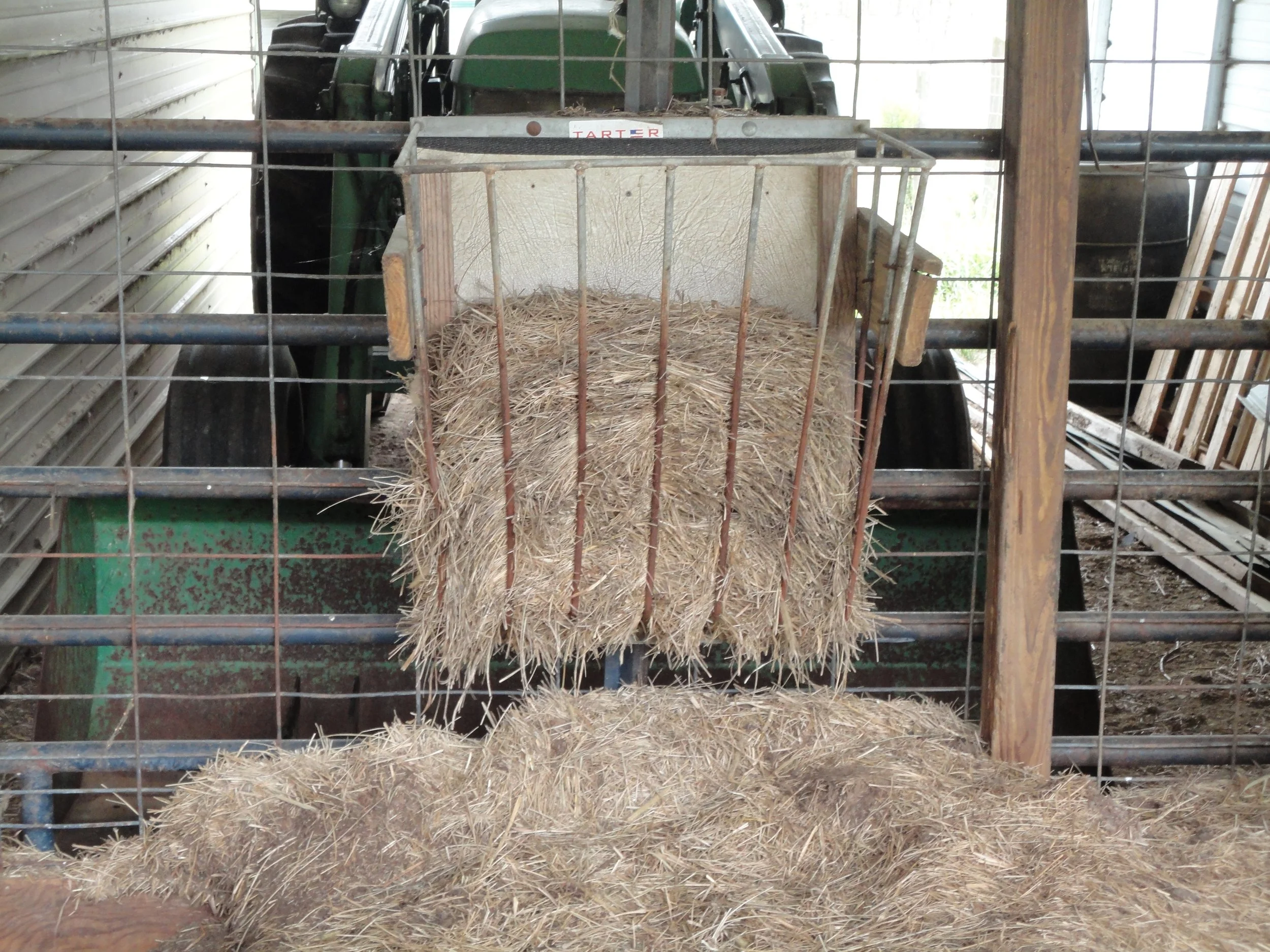 auction photos 024.JPG