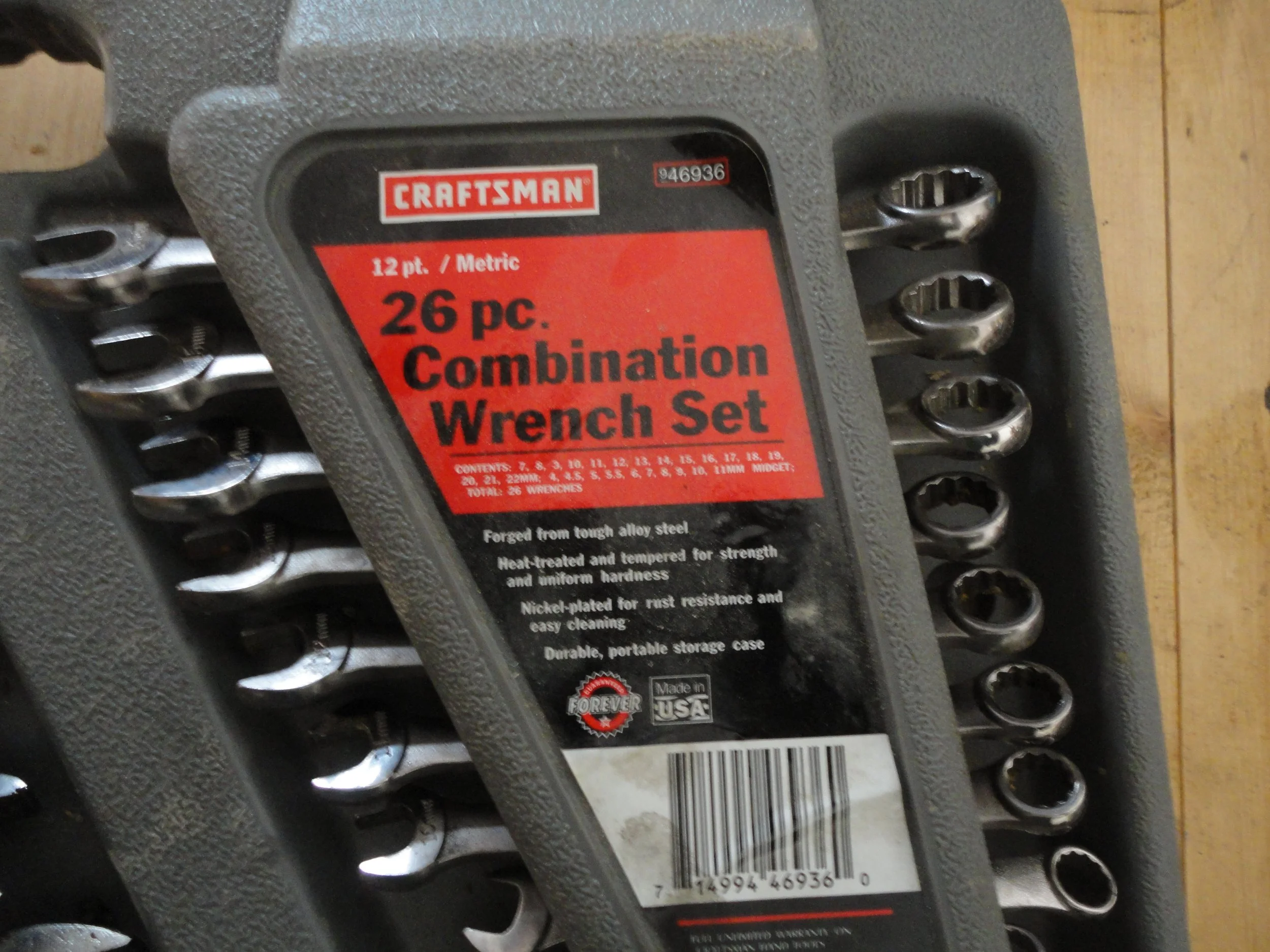 auction photos 050.JPG