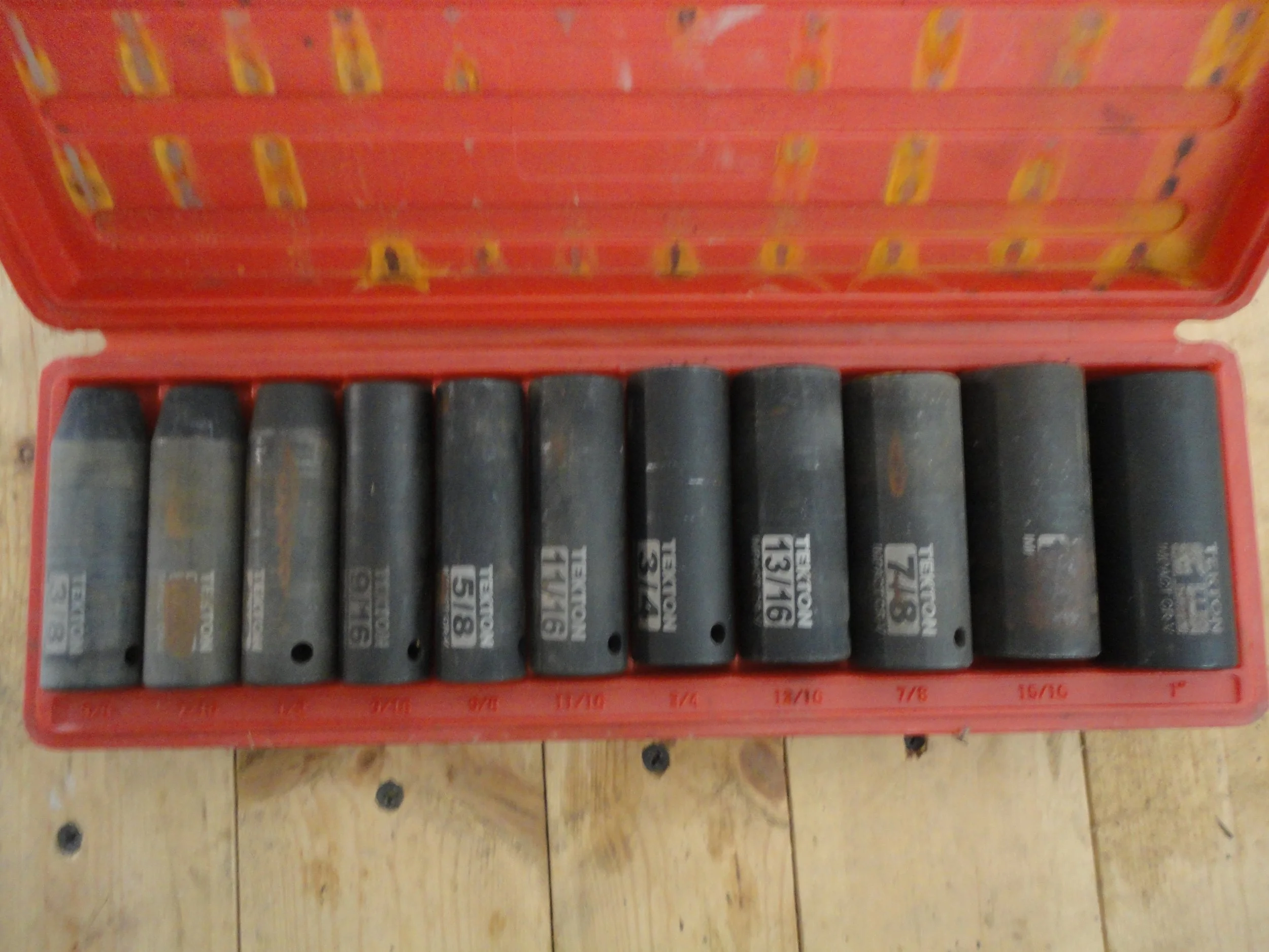 auction photos 054.JPG