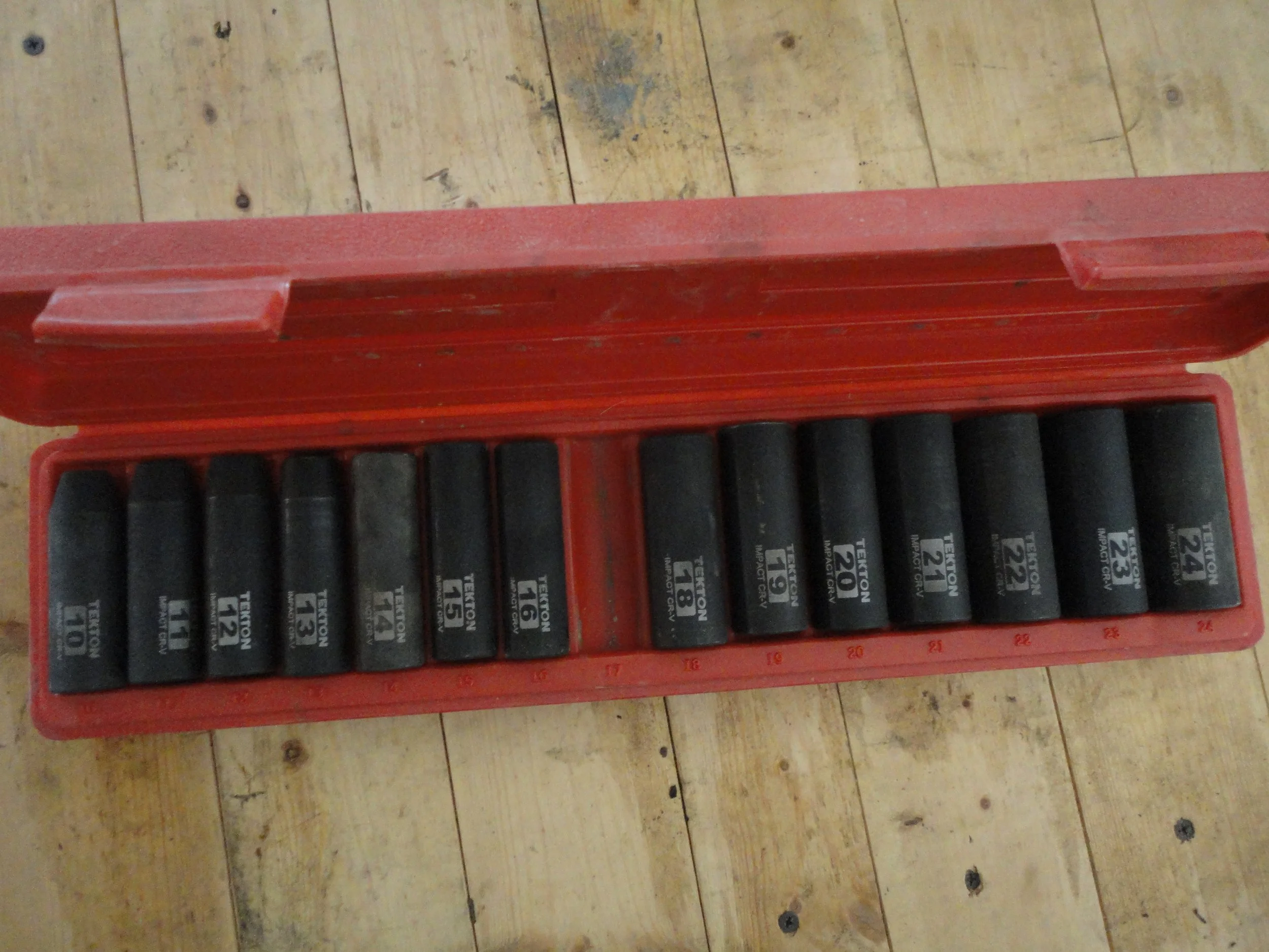 auction photos 063.JPG