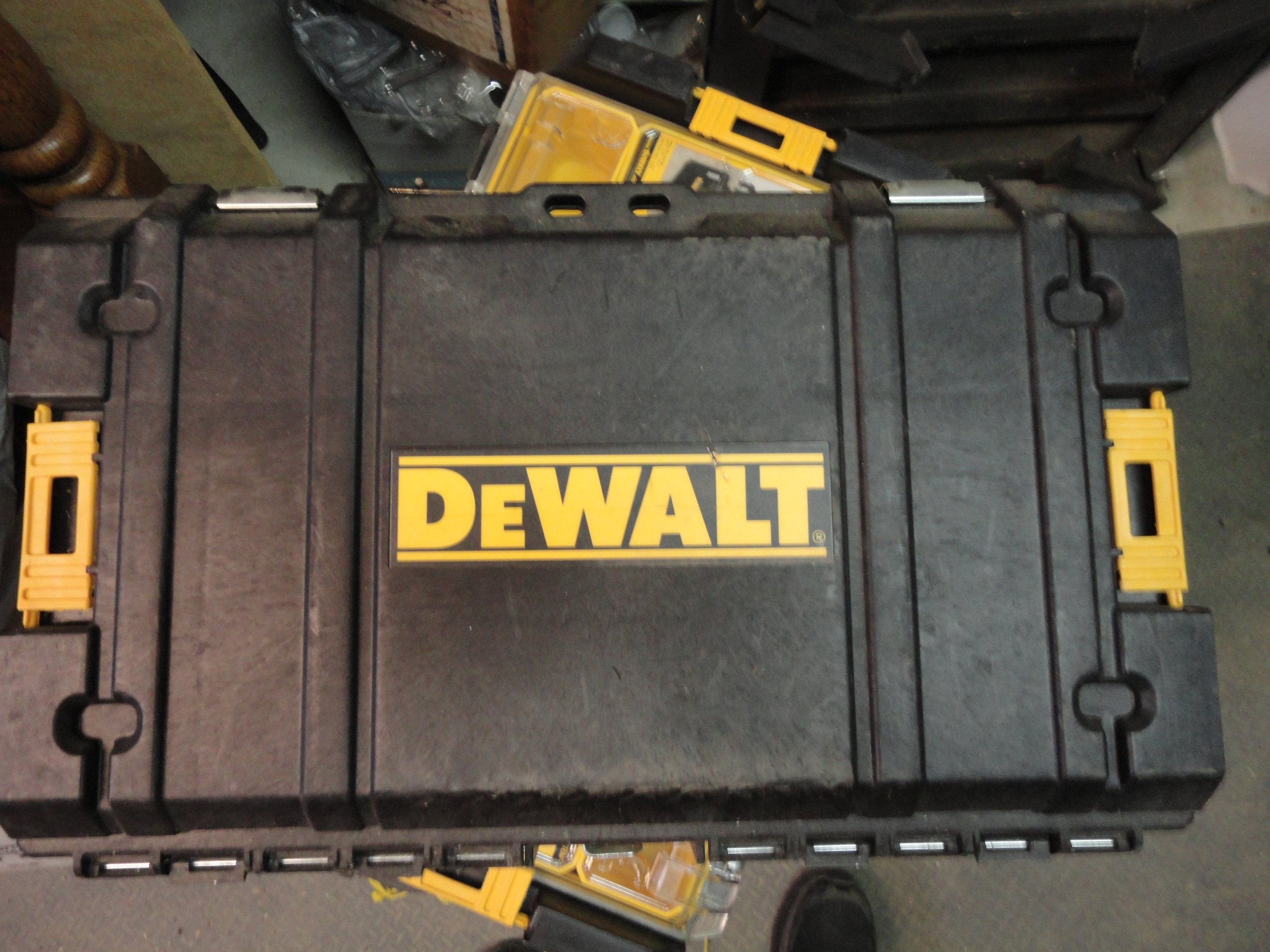 auction photos 076.JPG