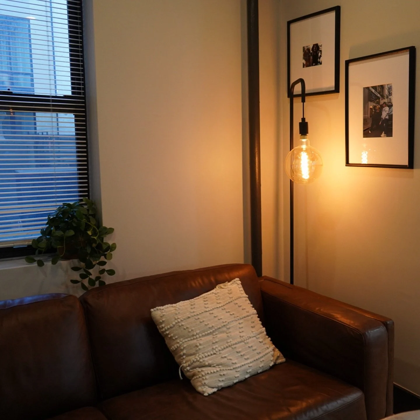 Cozy season has officially arrived 🍂.
At our men&rsquo;s salon, it&rsquo;s more than just a cut. Wrap yourself in our softest apparel 🍎 &amp; kick back in our lounge, we&rsquo;ve got your fall essentials covered.

#menshair #menssalon #menscut #fal