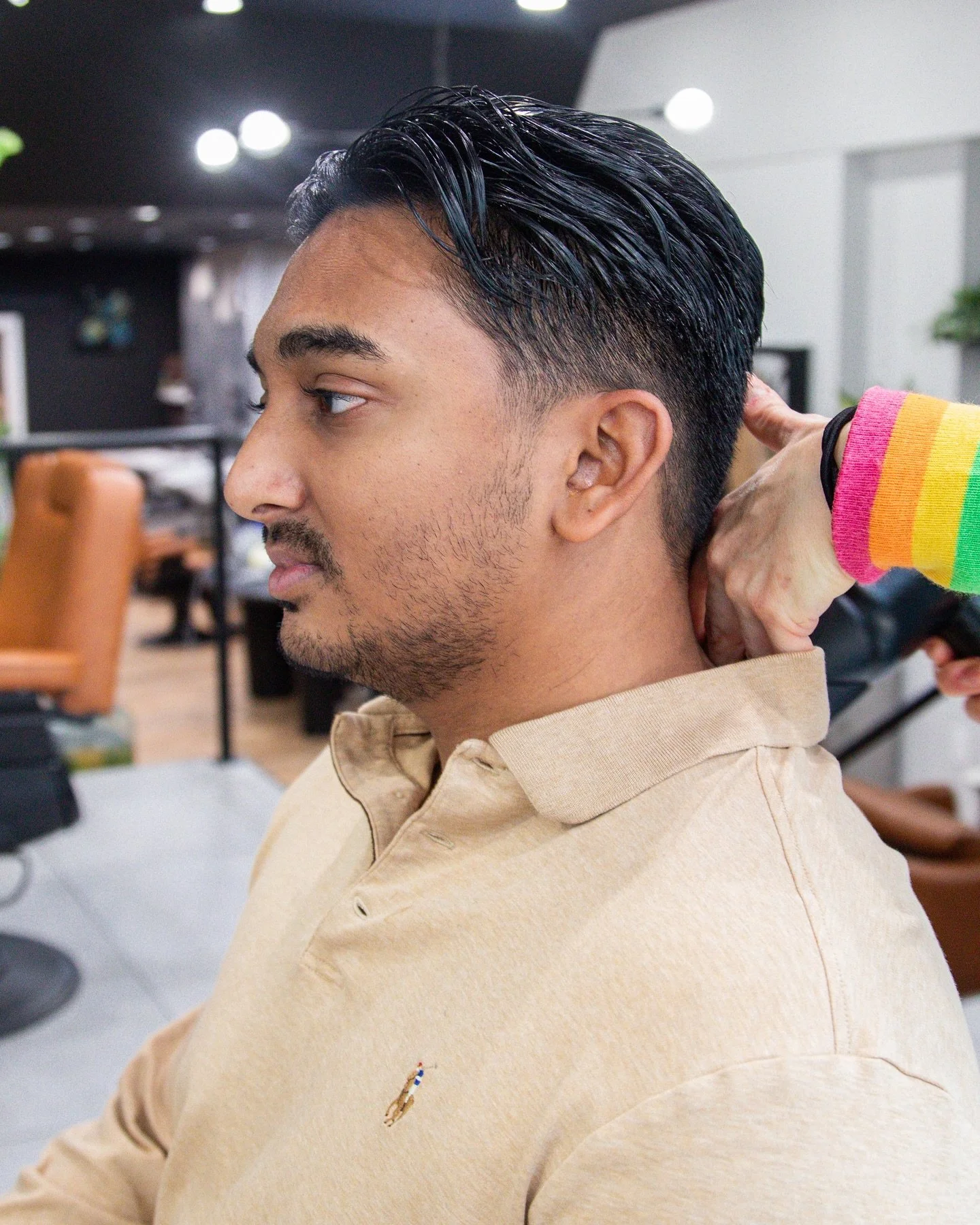 Holiday season is here!✨Get that fresh cut and step into every party and photo op with confidence.
We&rsquo;ll get you ready at Debonair A Men&rsquo;s Grooming Lounge!
.
.
.
Book your spot now&mdash; link in bio!➡️
.
.
.
#mensalon #haircutsformen #me