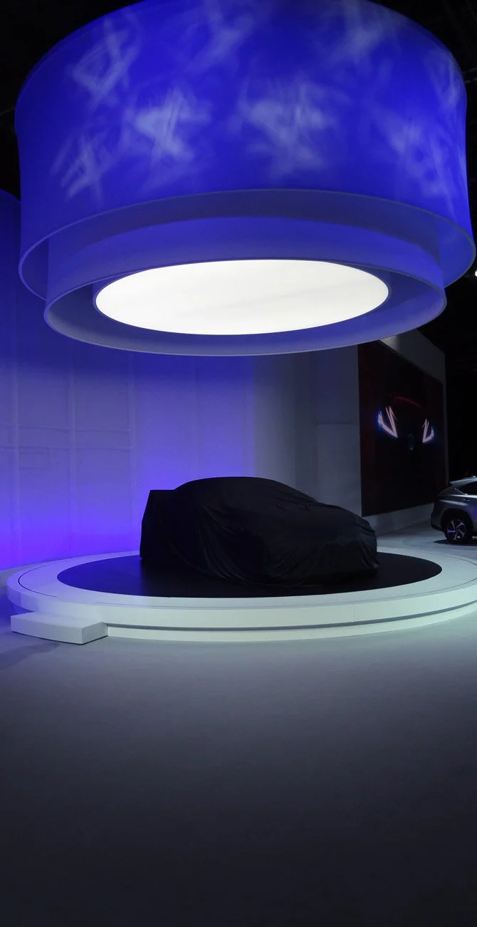 lexus-spot-light.jpg