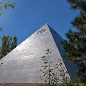 Summerhill Pyramid