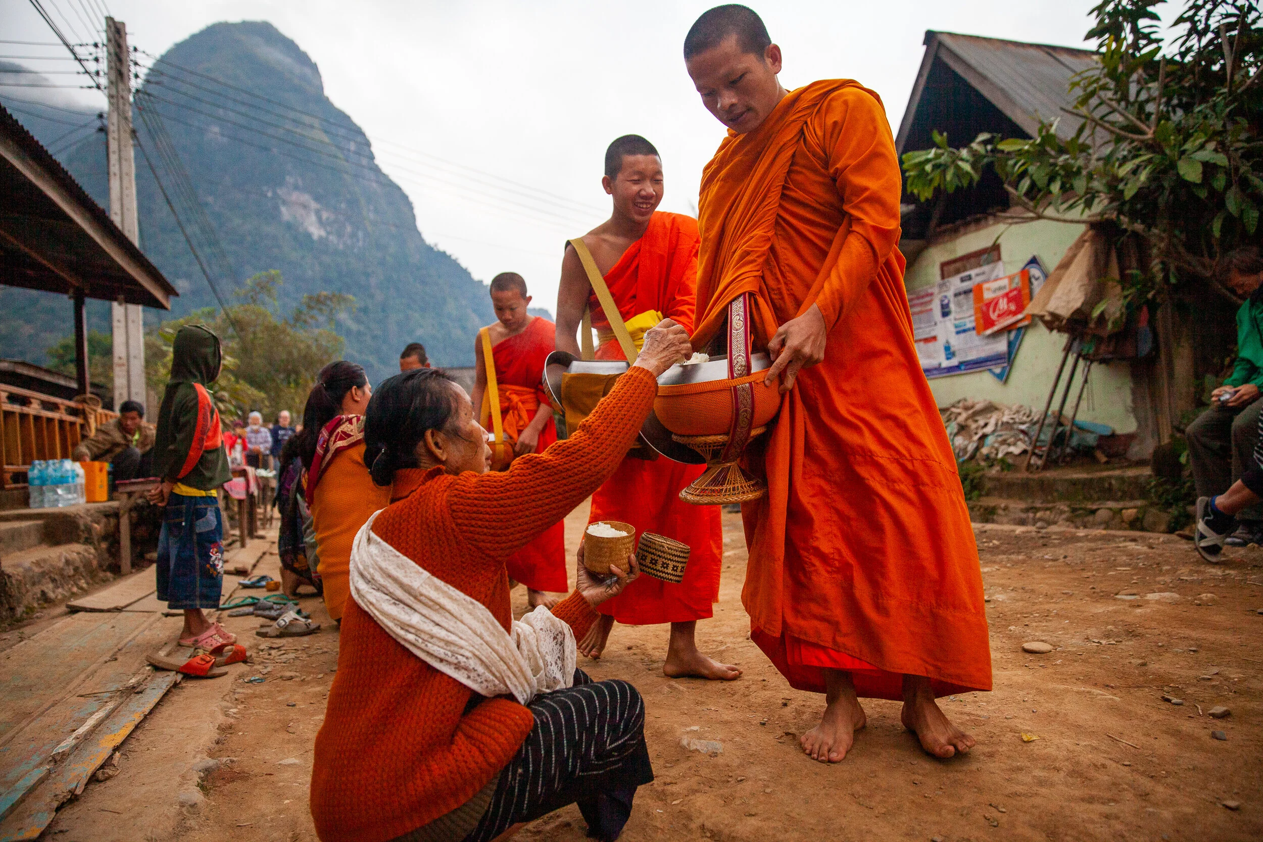 LAOS-15-00160-JA.jpg