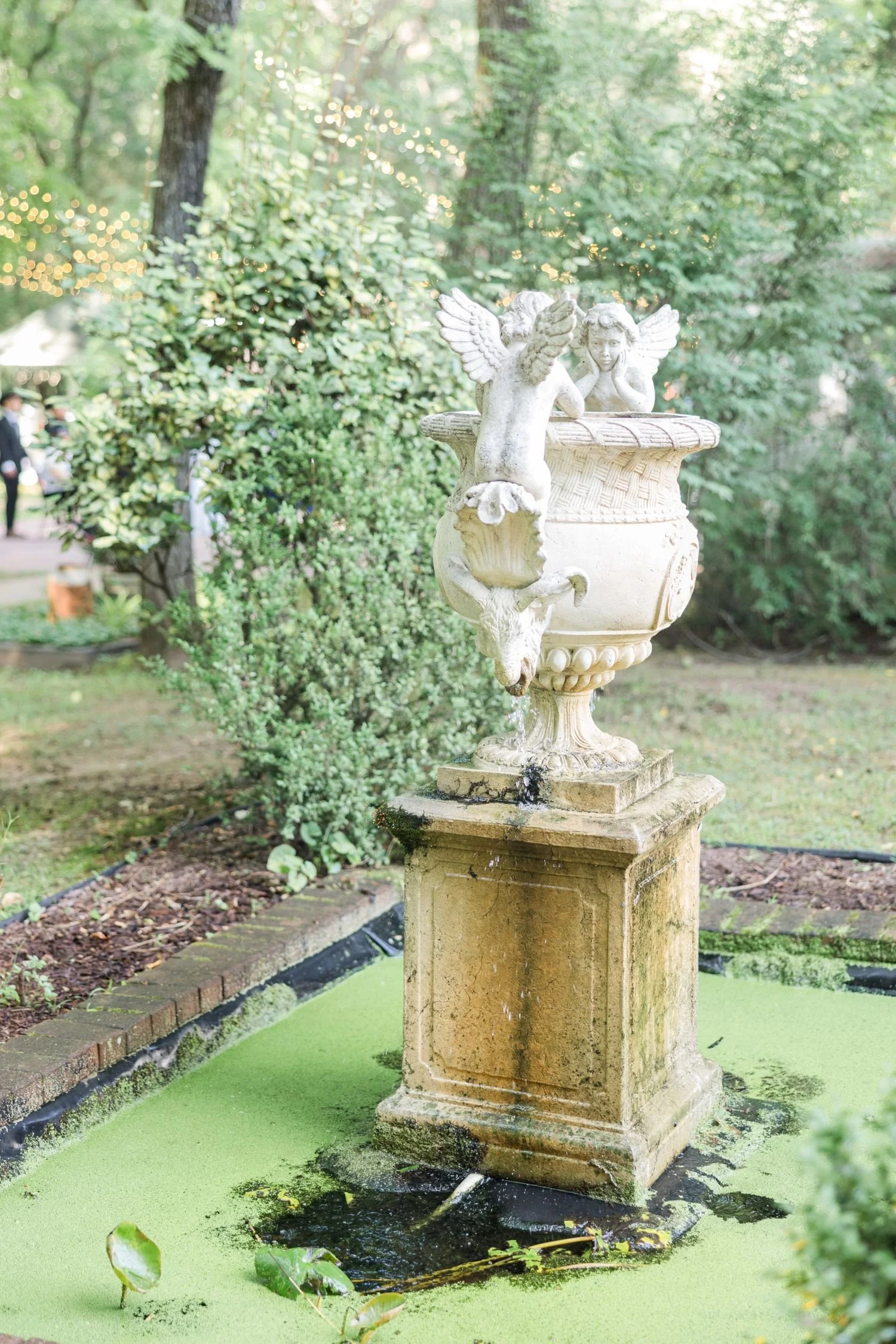 A fountain water feature located a Historic Jasmine, a garden wedding venue near Richmond, VA.
