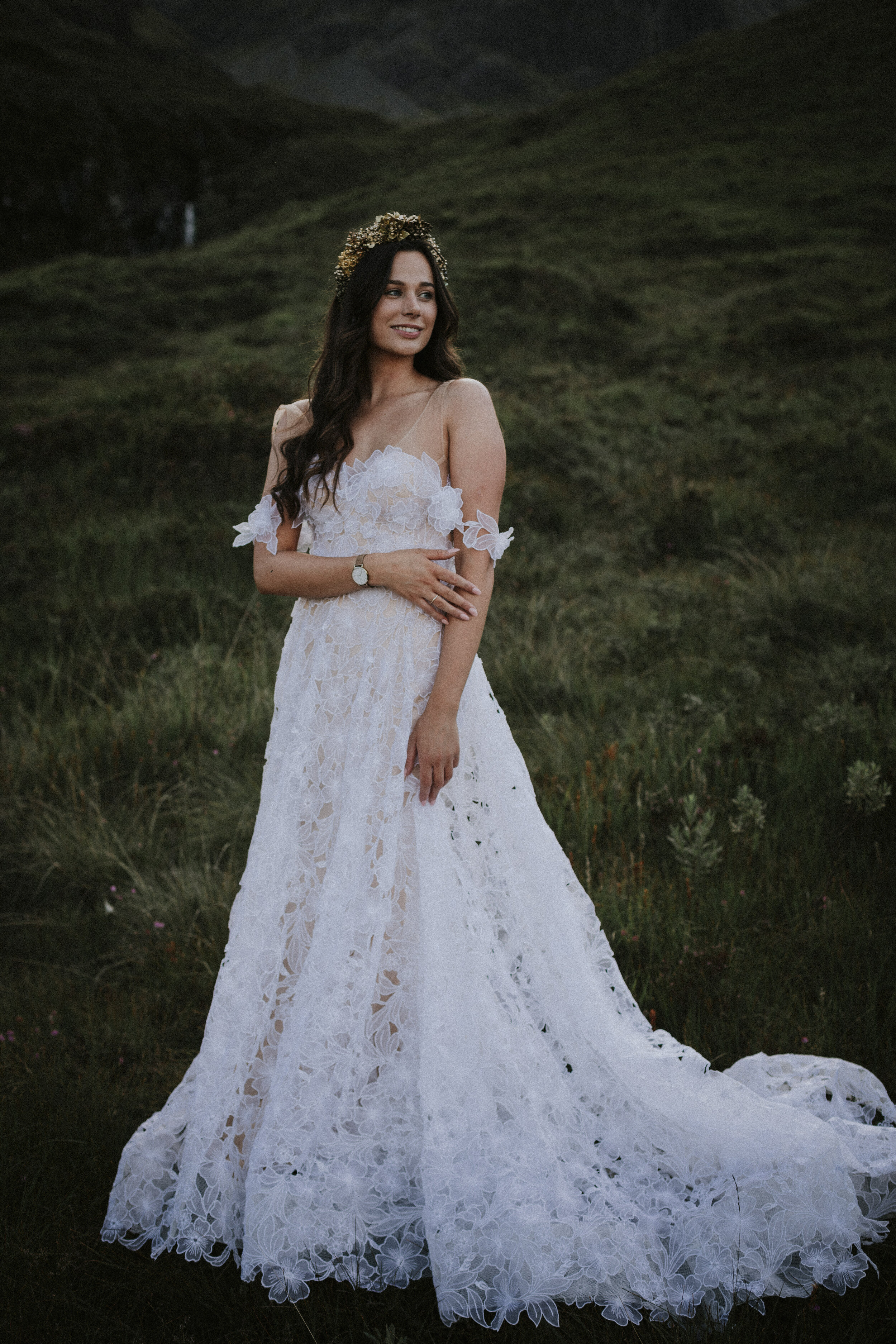 Cleo, Mirka Bridal dress editorial, Isle of Skye mountain elopement-67.jpg