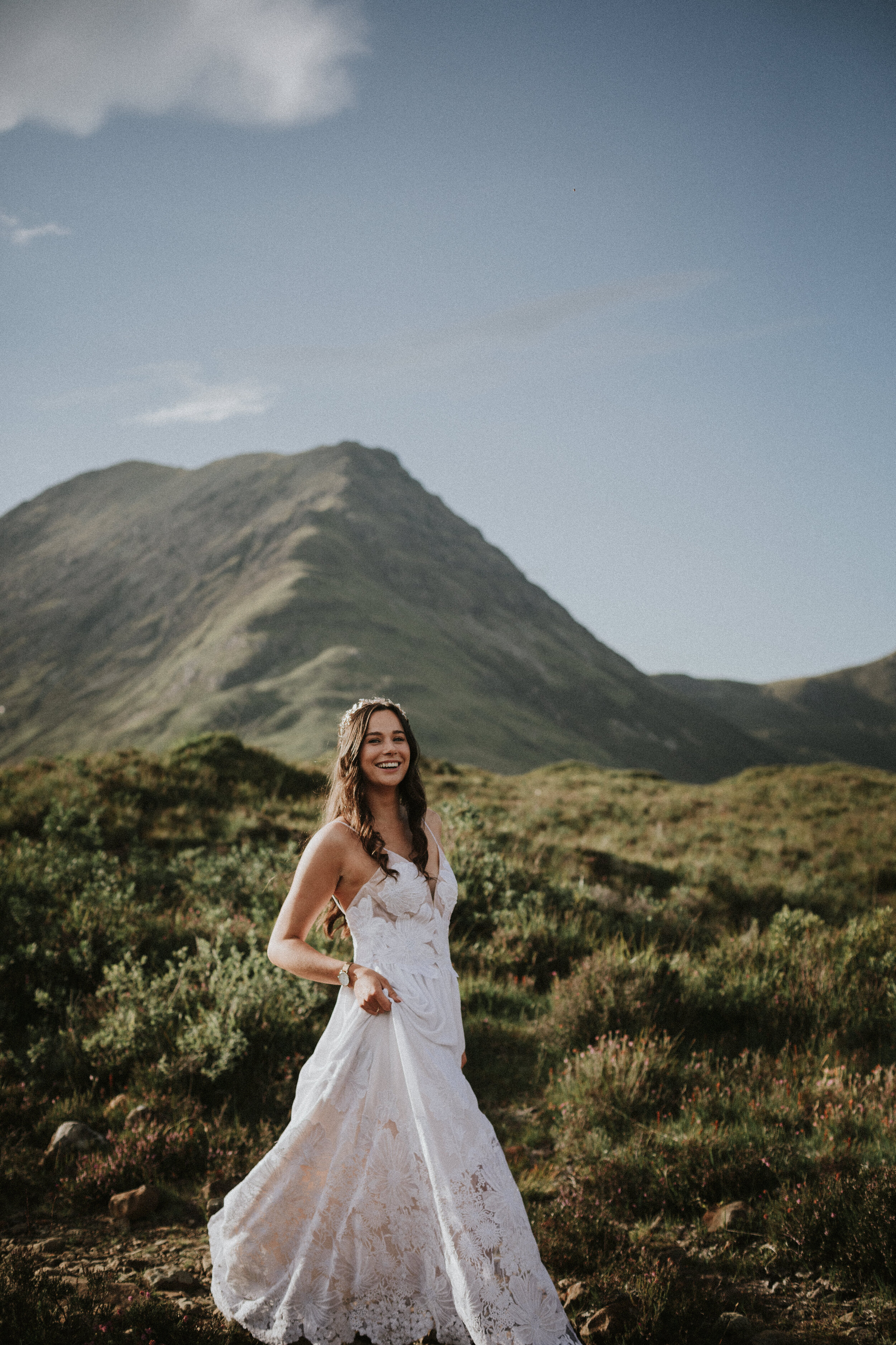 Cleo, Mirka Bridal dress editorial, Isle of Skye mountain elopement-8.jpg