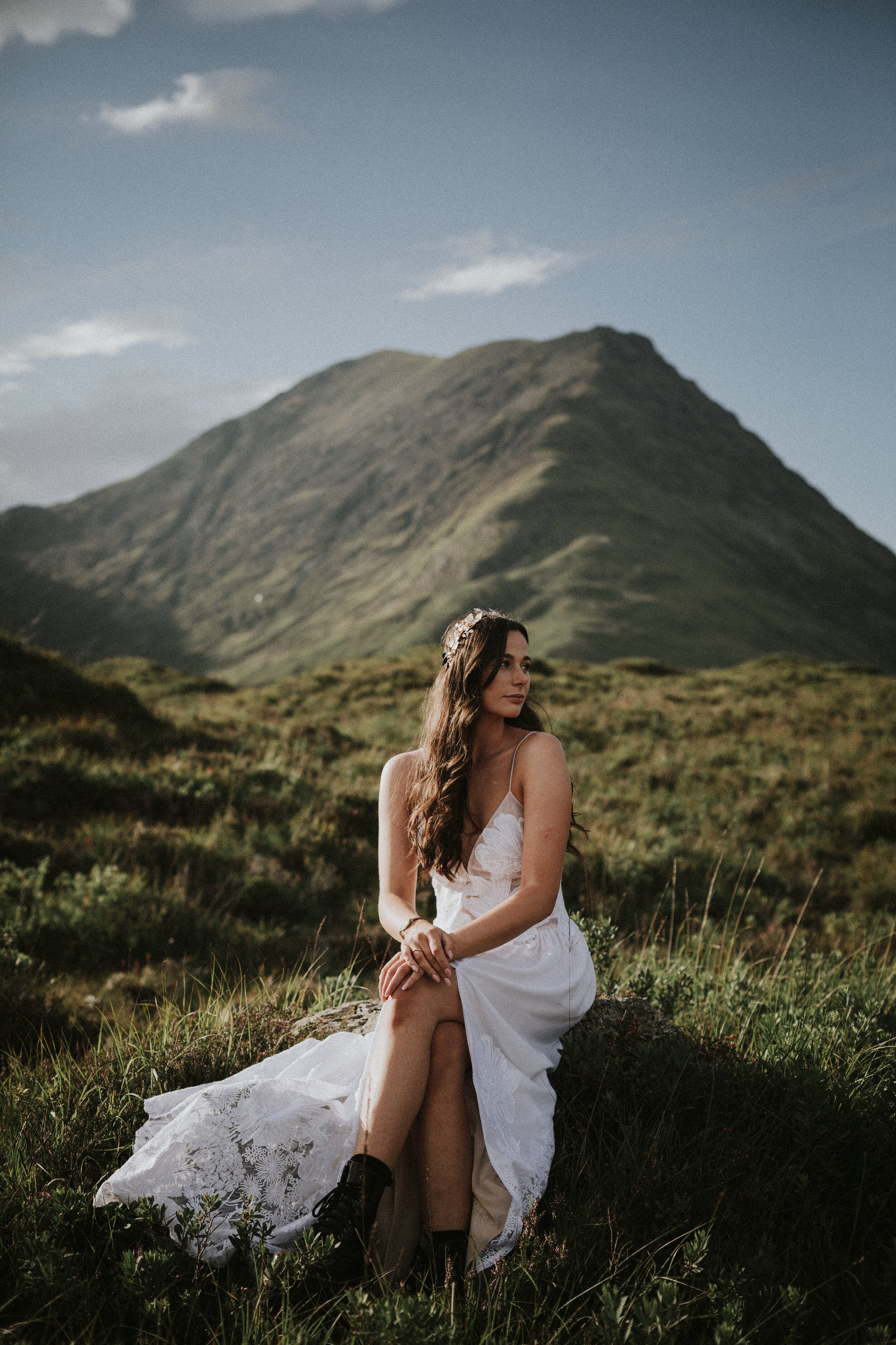 Cleo, Mirka Bridal dress editorial, Isle of Skye mountain elopement-9.jpg