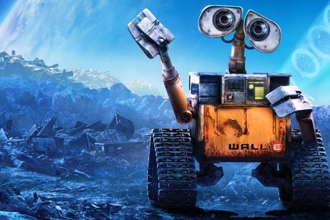 WALL-E: FILM REVIEW — The Q