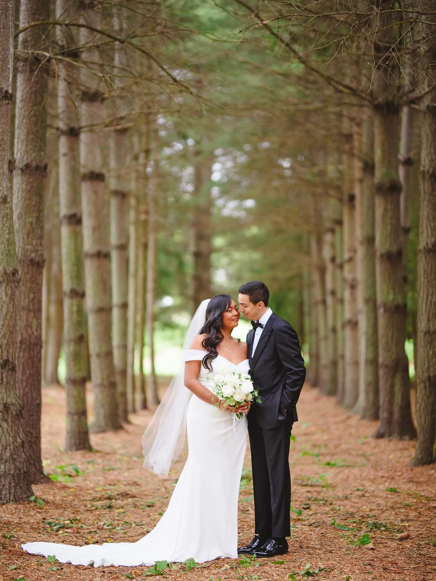 There is just something about that symmetry I love.

#TorontoWeddingPhotographer
#TorontoWeddings
#GTAWeddingPhotographer
#TorontoBride
#OntarioWeddingPhotographer
#OntarioWeddings
#TorontoWeddingPhotography