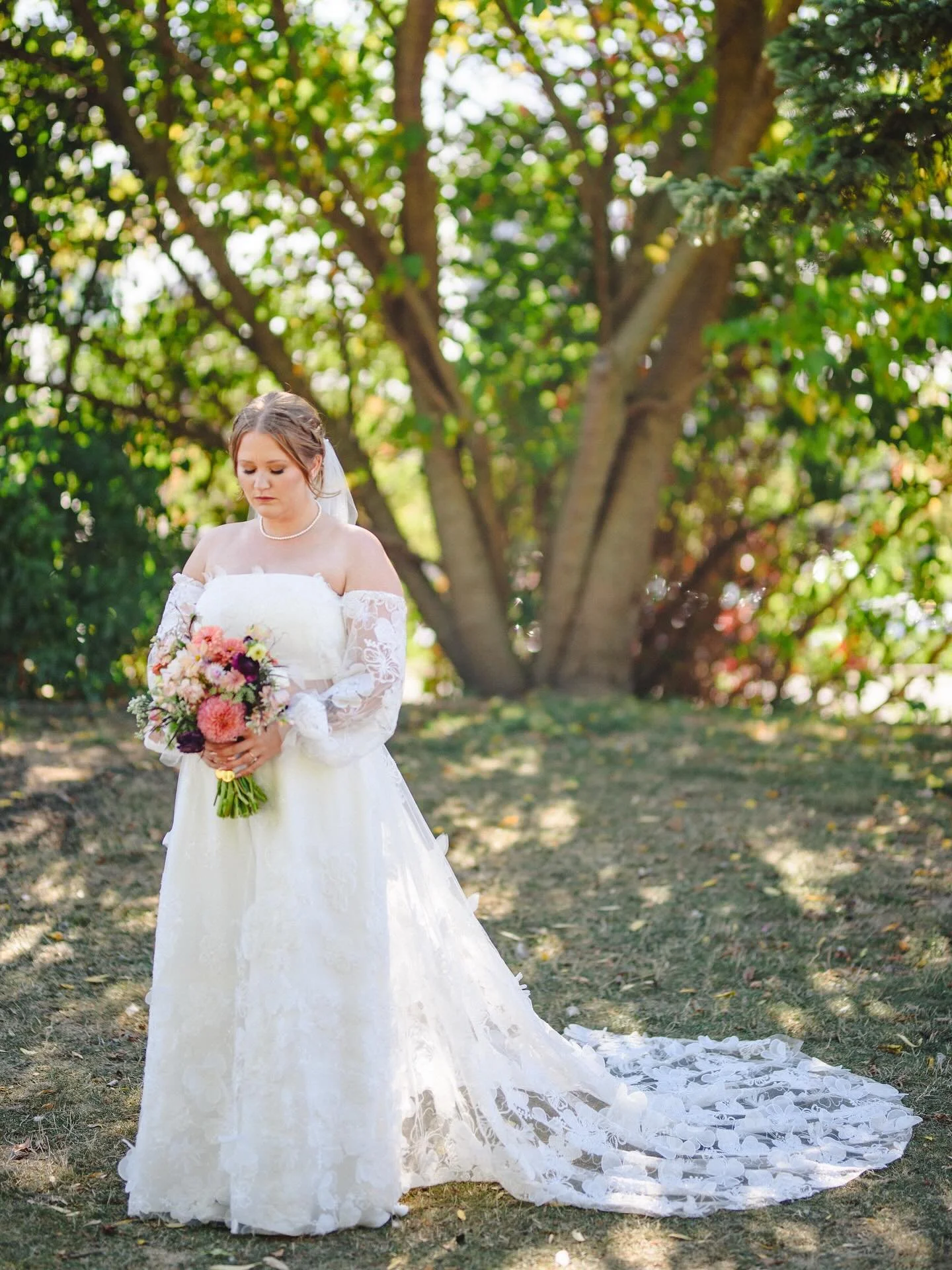 Ethereal.

#TorontoWeddingPhotographer
#TorontoWeddings
#GTAWeddingPhotographer
#TorontoBride
#OntarioWeddingPhotographer
#OntarioWeddings
#TorontoWeddingPhotography