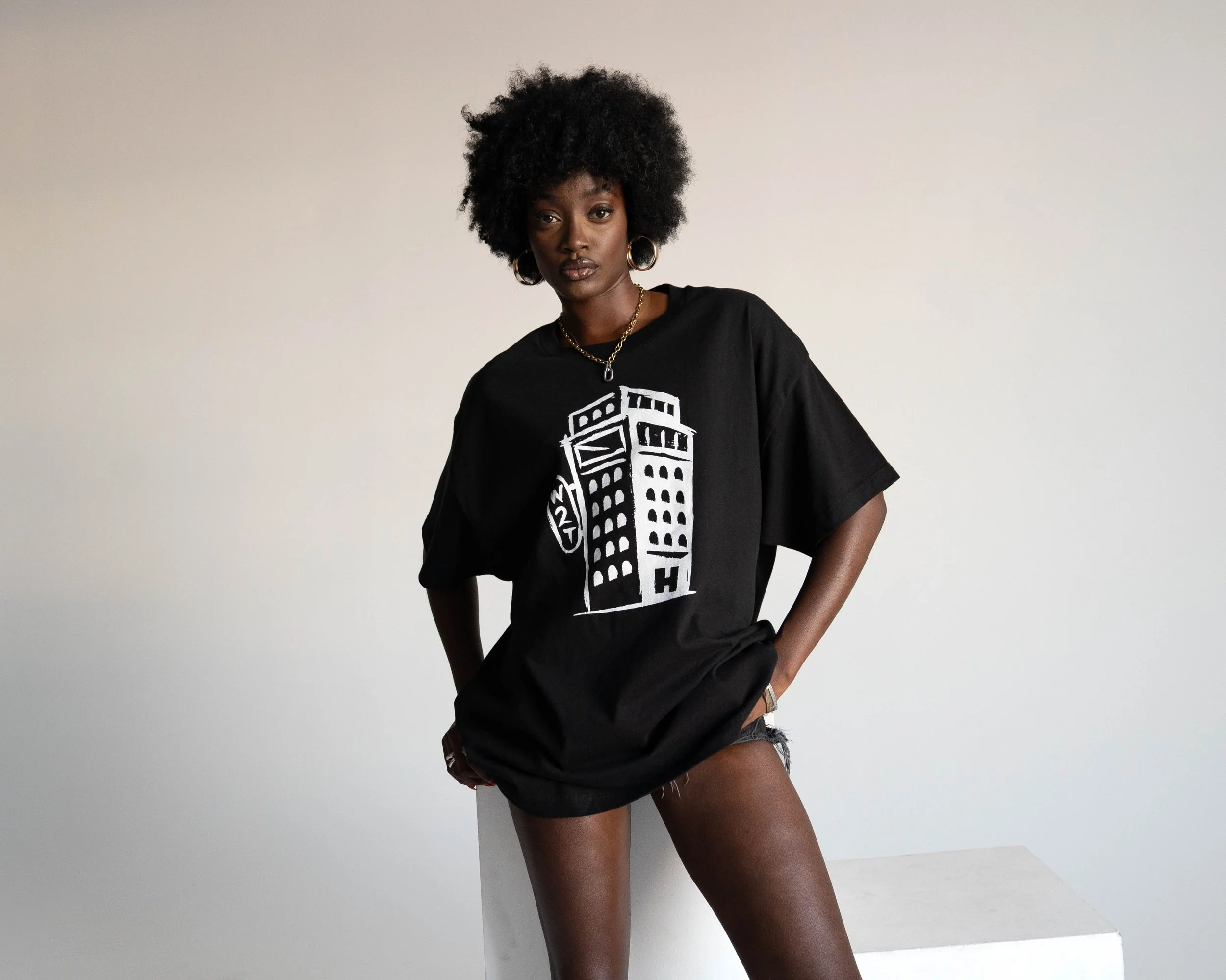 HOTEL LOGO BLACK TEE