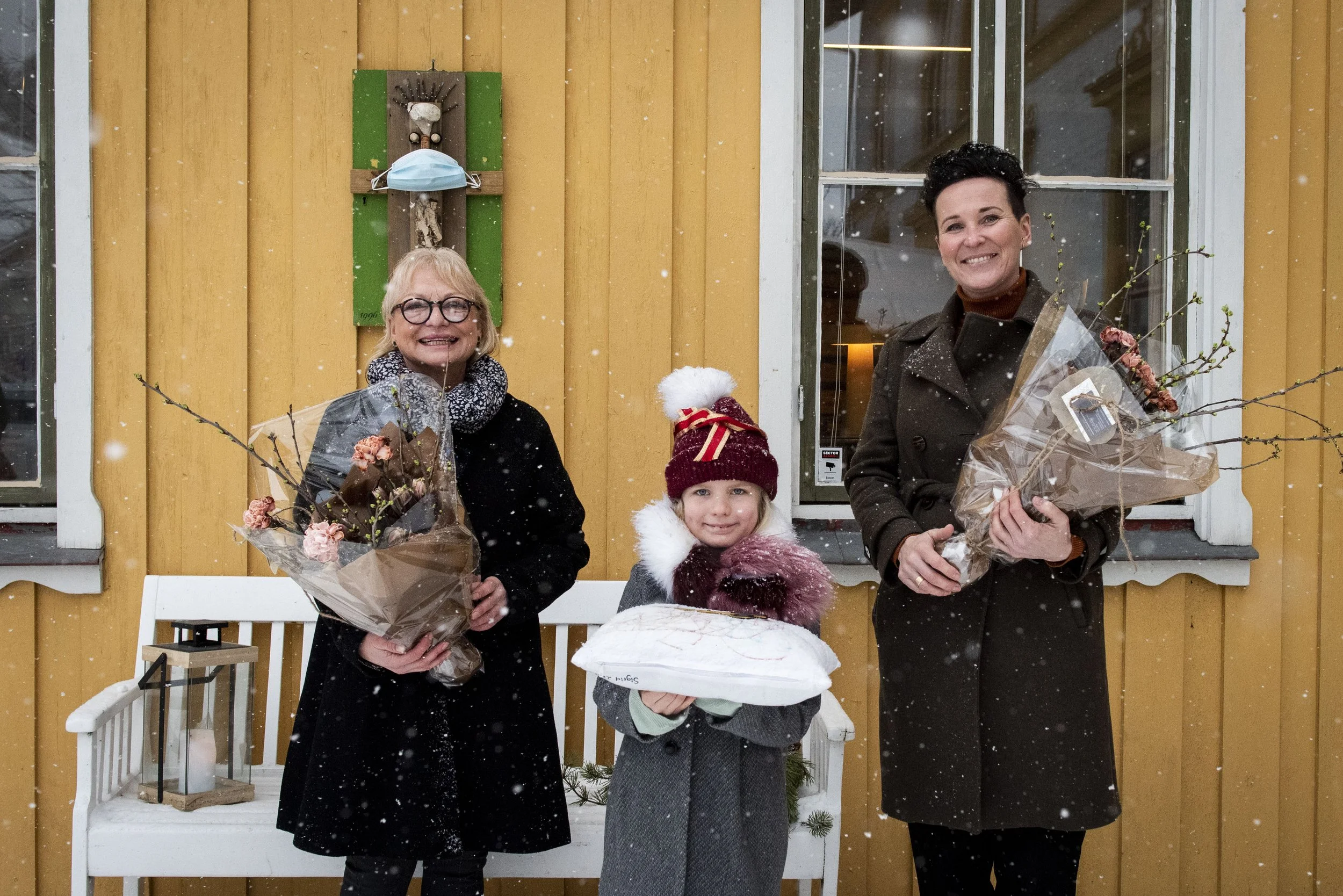 Gry Skådinn fra Bærum næringsråd åpnet Munchx. Foran Munchx sammen med Sigrid Brusletto Munch og kunstner Henriette Roka