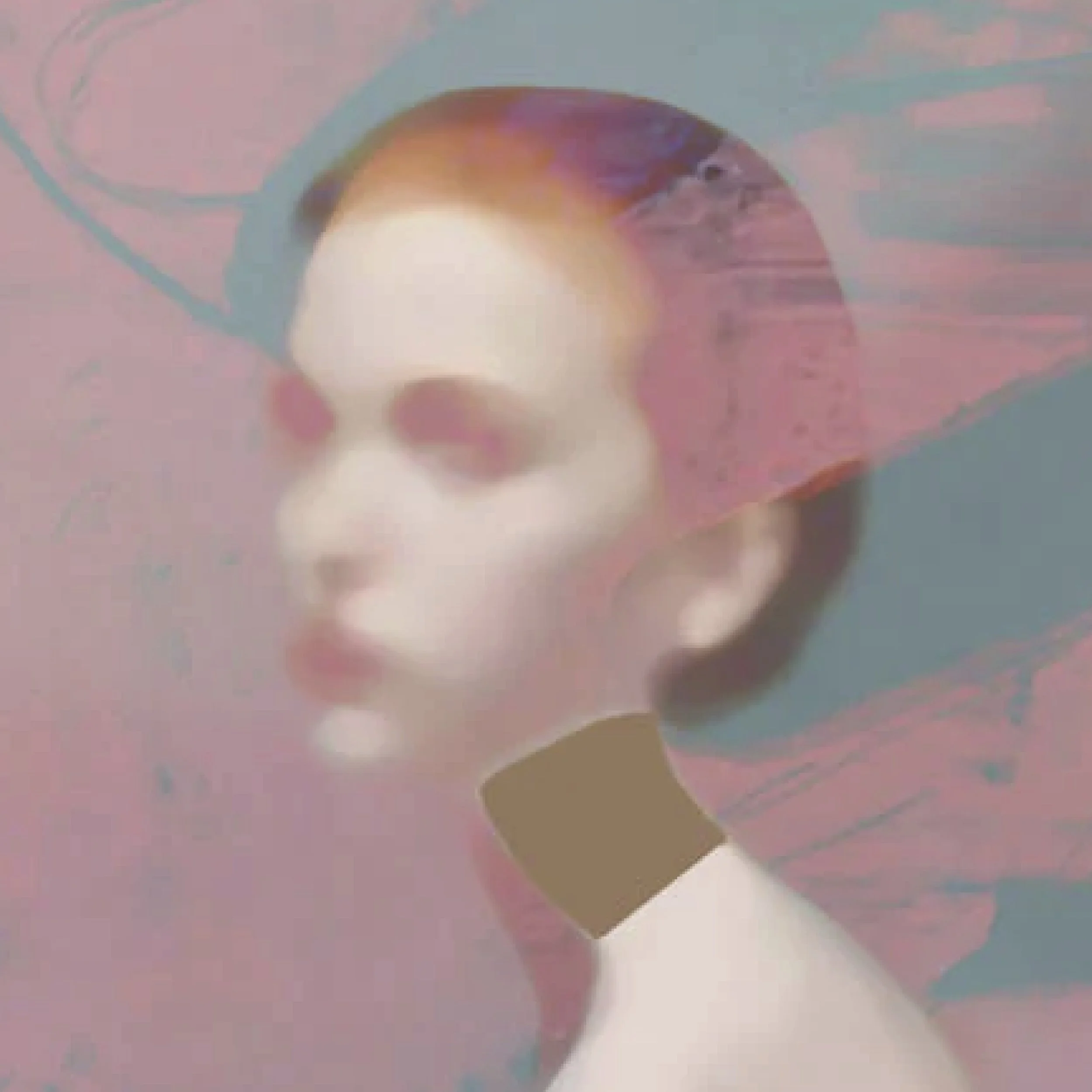 Munchx_Eva Christin Laska Golden chain2.jpg