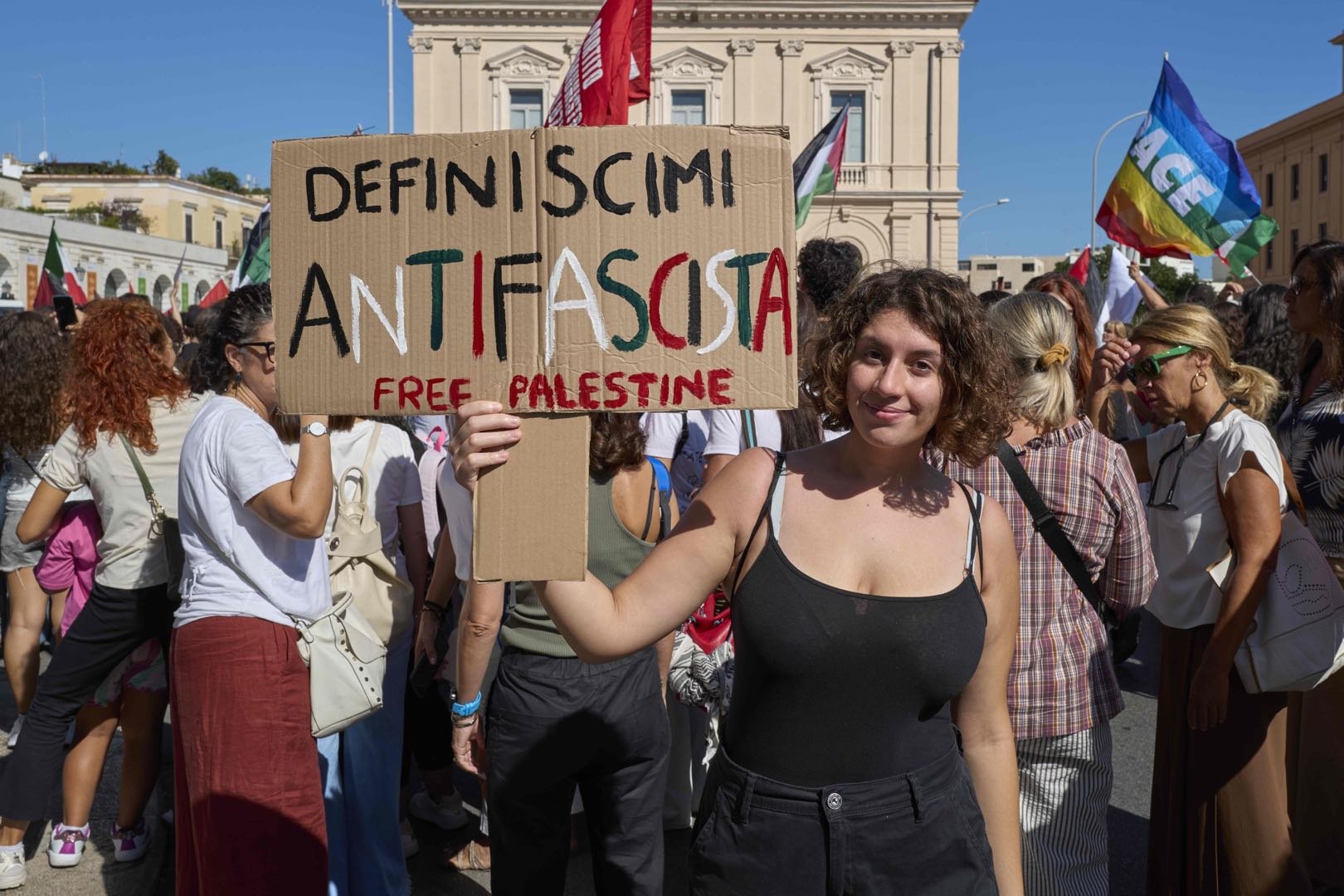 Manifestazione di Protesta per il genocidio a Gaza - Bari - 22 sett 2025
Matteo Della Torre Photography
Fotografo di reportage.
Studio: San Ferdinando di Puglia (BT).