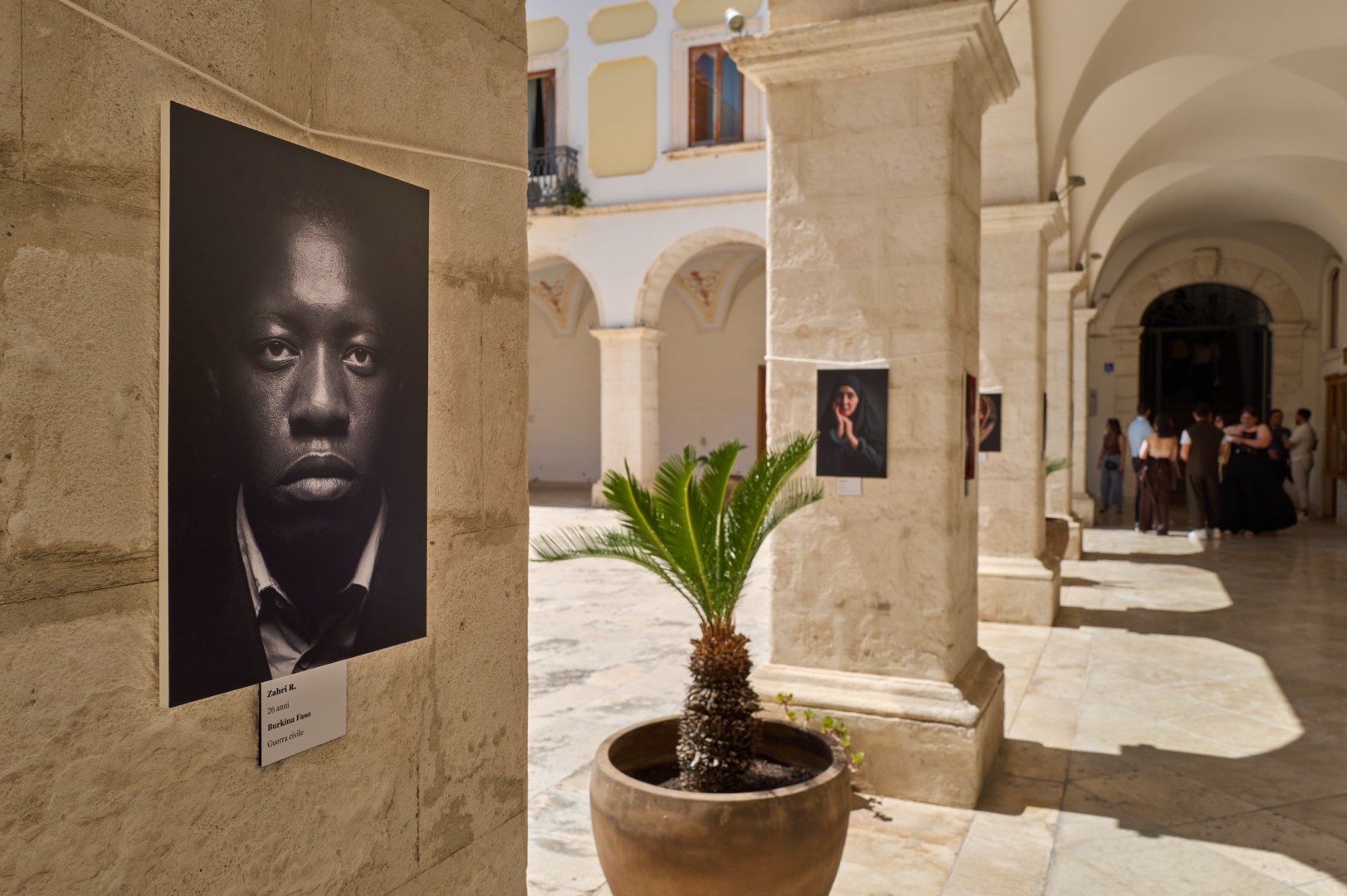 Mostra fotografica "I volti dell'accoglienza",  Manfredonia - 27 maggio - 13 giugno 2026